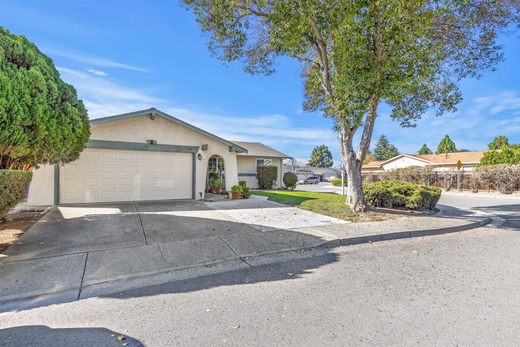 Detail Gallery Image 34 of 39 For 34331 Atteridge Ct, Fremont,  CA 94555 - 4 Beds | 2 Baths