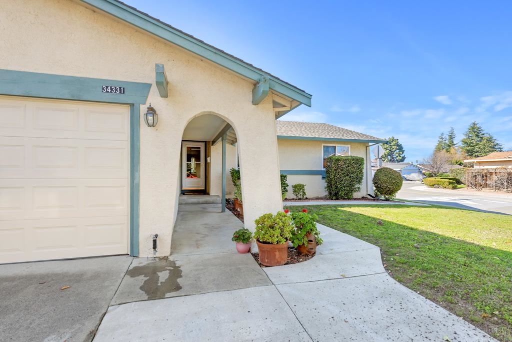 Detail Gallery Image 6 of 39 For 34331 Atteridge Ct, Fremont,  CA 94555 - 4 Beds | 2 Baths