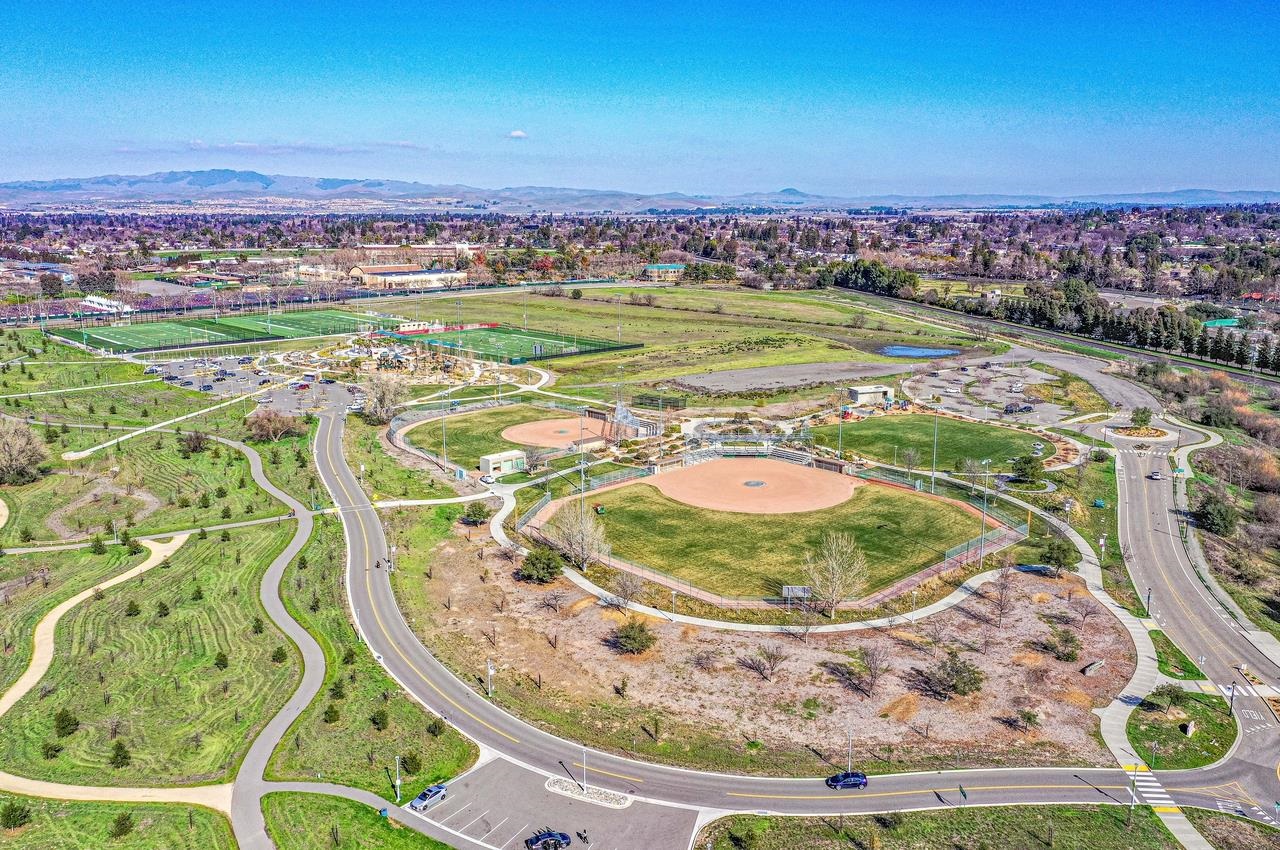 Detail Gallery Image 54 of 59 For 297 Del Valle Ct, Pleasanton,  CA 94566 - 3 Beds | 2/1 Baths