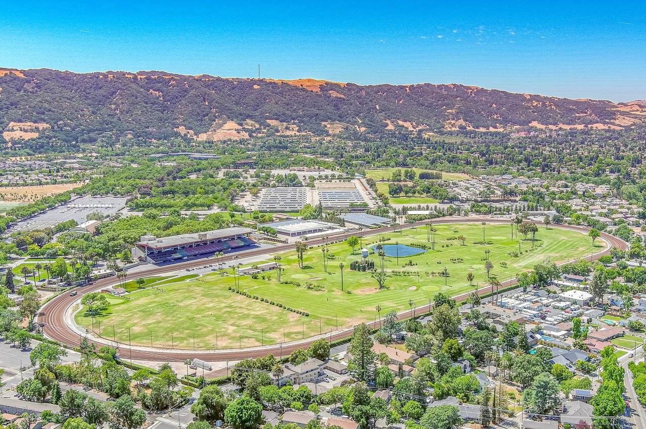 Detail Gallery Image 57 of 59 For 297 Del Valle Ct, Pleasanton,  CA 94566 - 3 Beds | 2/1 Baths