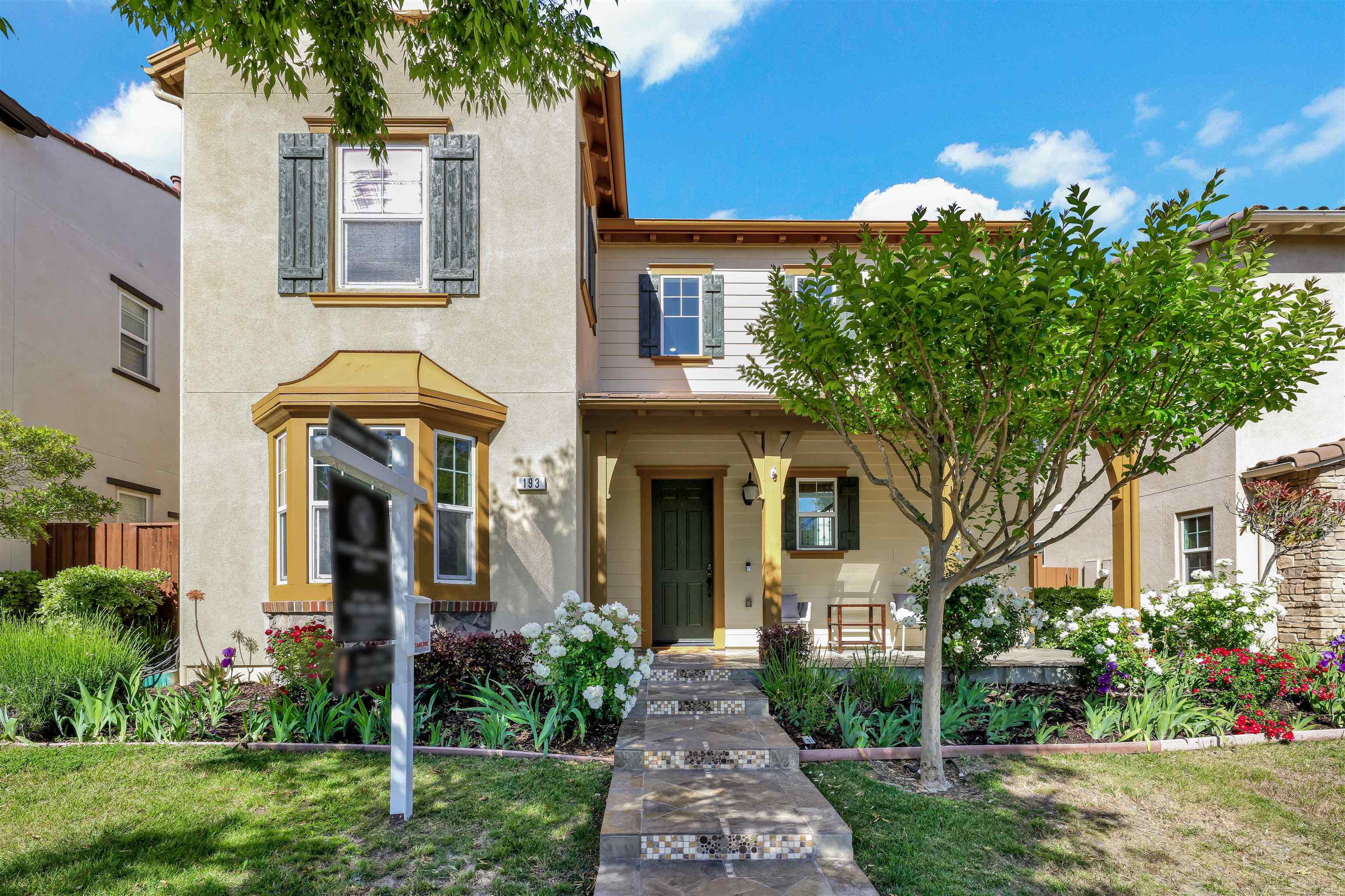 Detail Gallery Image 4 of 57 For 193 Lucy Ln, San Ramon,  CA 94582 - 4 Beds | 4 Baths