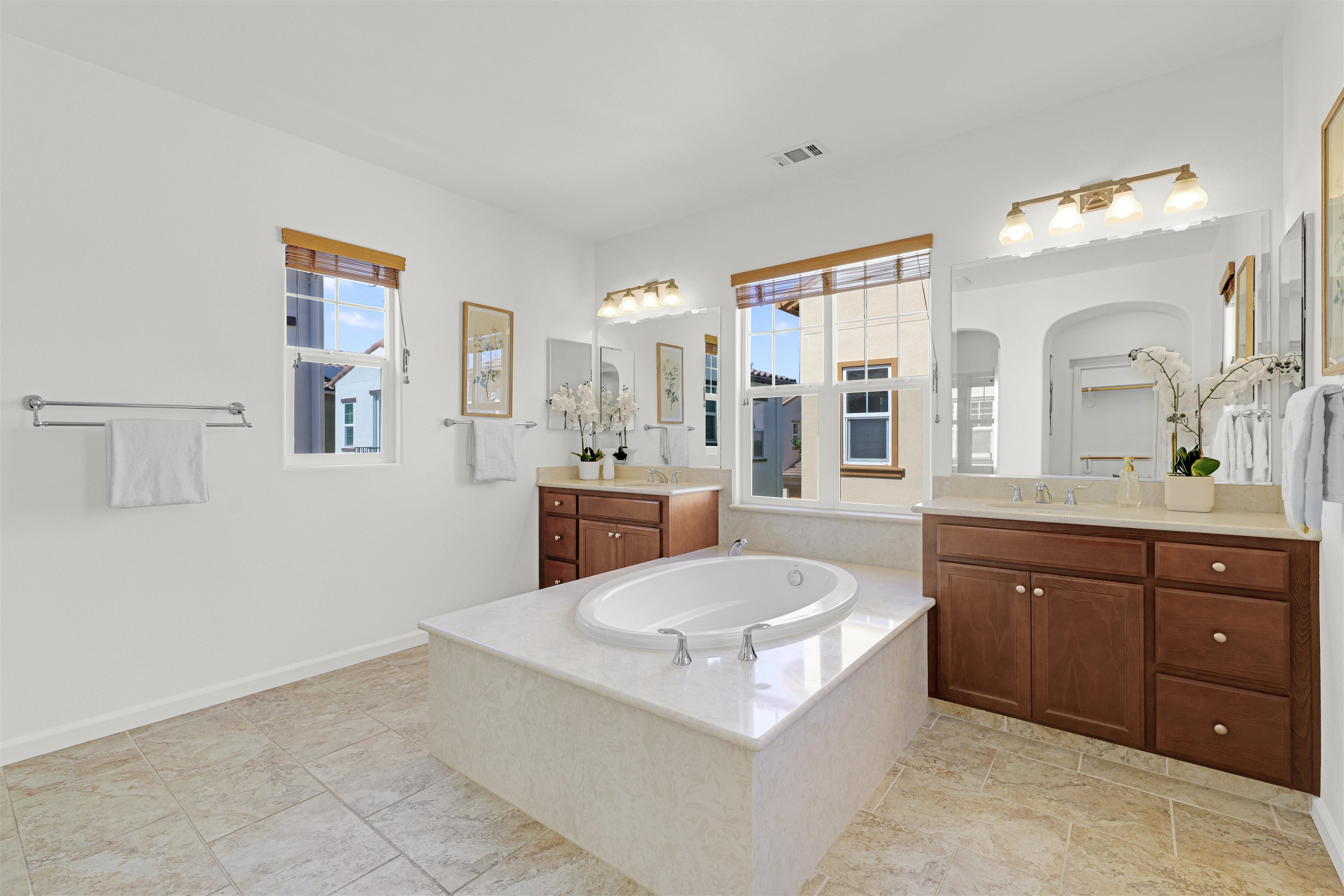 Detail Gallery Image 37 of 57 For 193 Lucy Ln, San Ramon,  CA 94582 - 4 Beds | 4 Baths