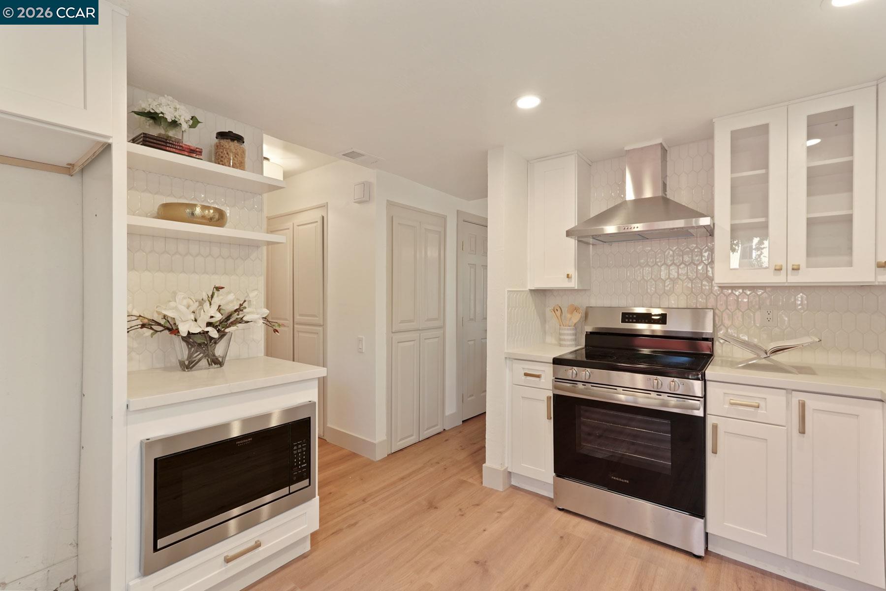 Photo #10: 41121844 Listing: Photo #10