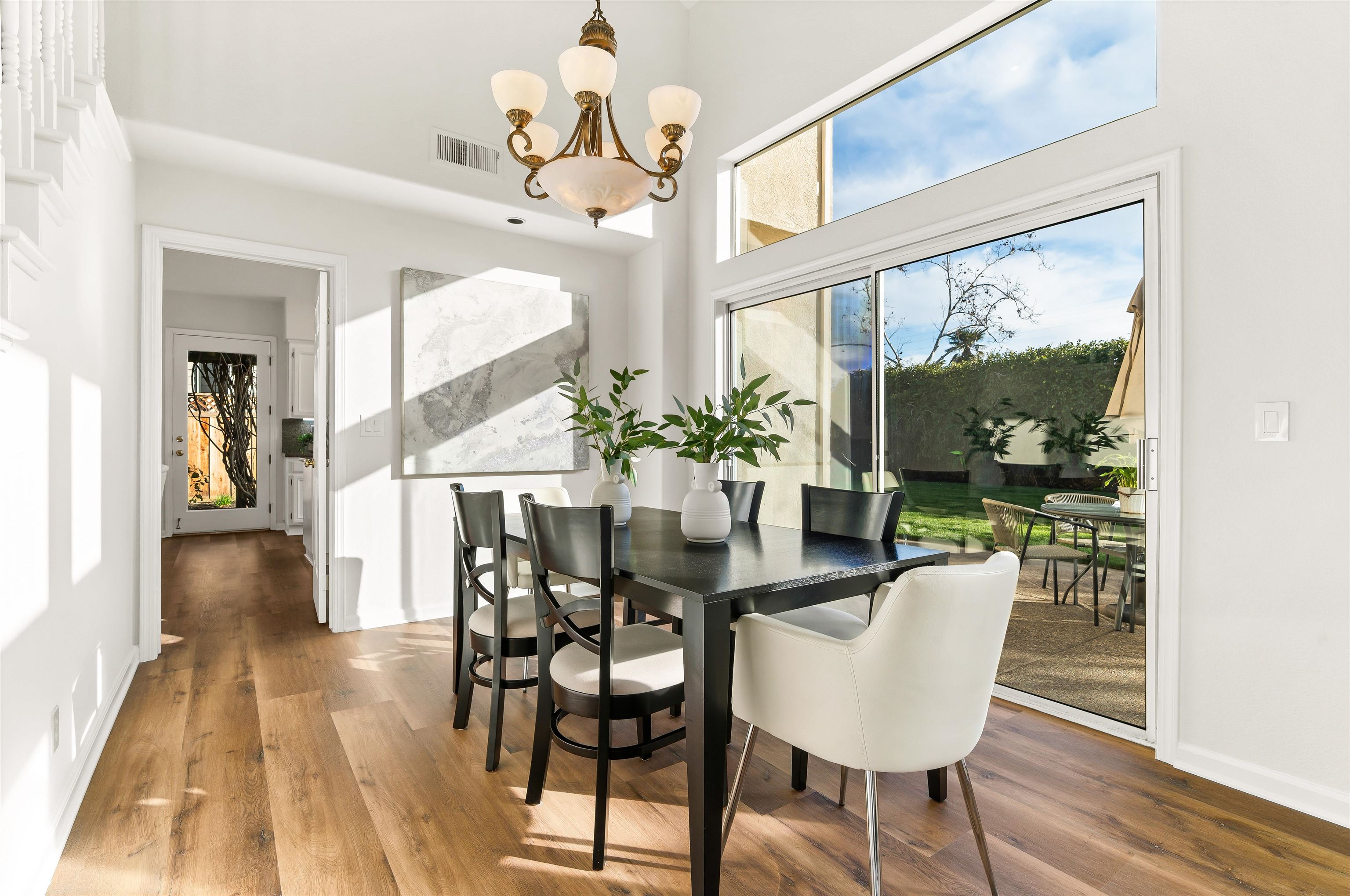 Detail Gallery Image 14 of 60 For 807 Placenza St, Livermore,  CA 94551 - 5 Beds | 3 Baths