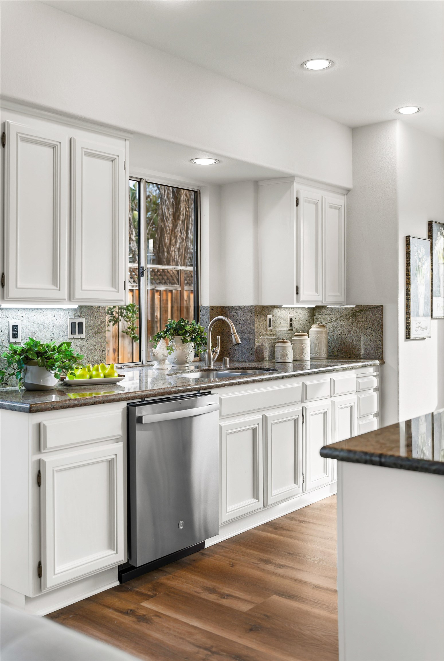 Detail Gallery Image 21 of 60 For 807 Placenza St, Livermore,  CA 94551 - 5 Beds | 3 Baths