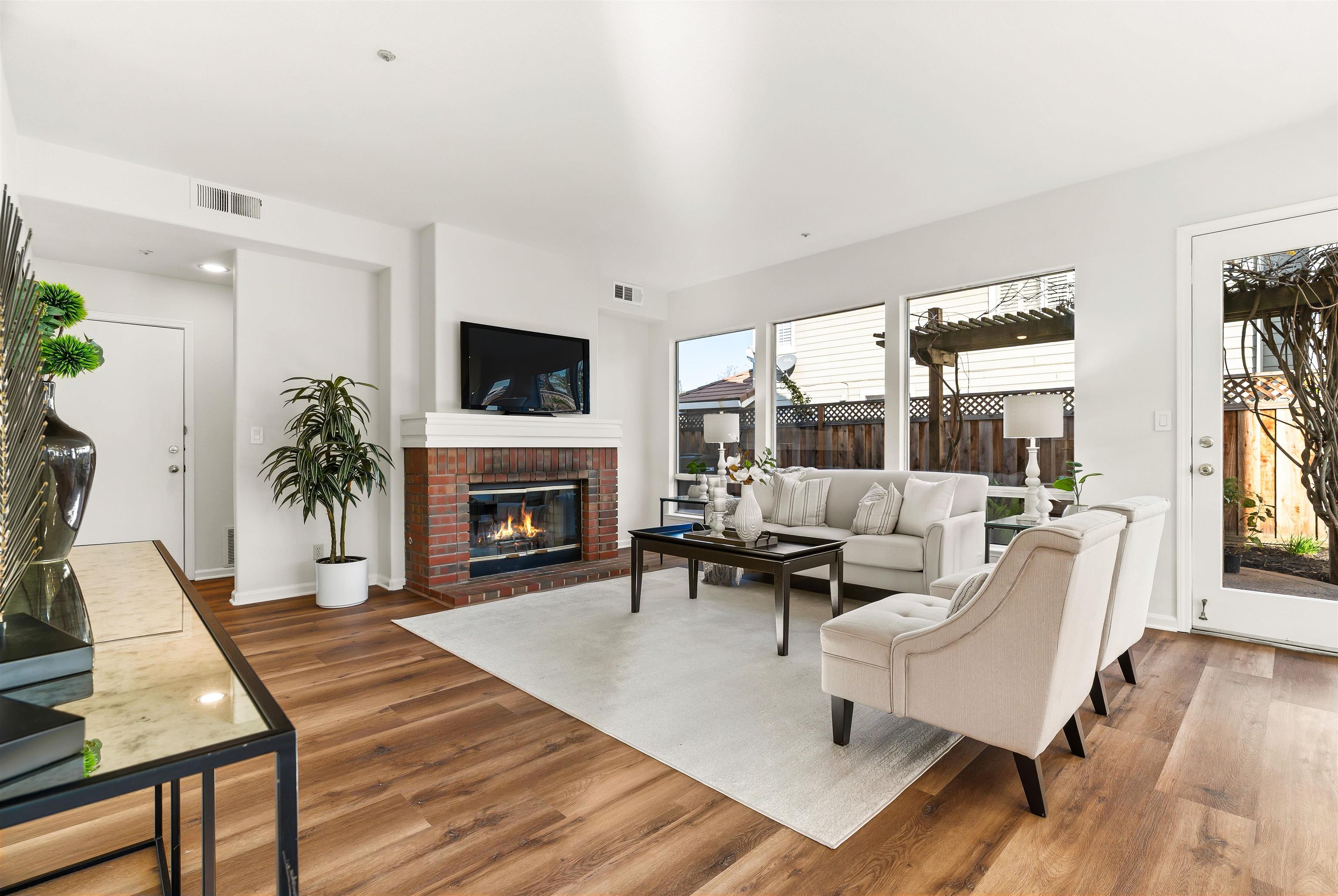 Detail Gallery Image 6 of 60 For 807 Placenza St, Livermore,  CA 94551 - 5 Beds | 3 Baths