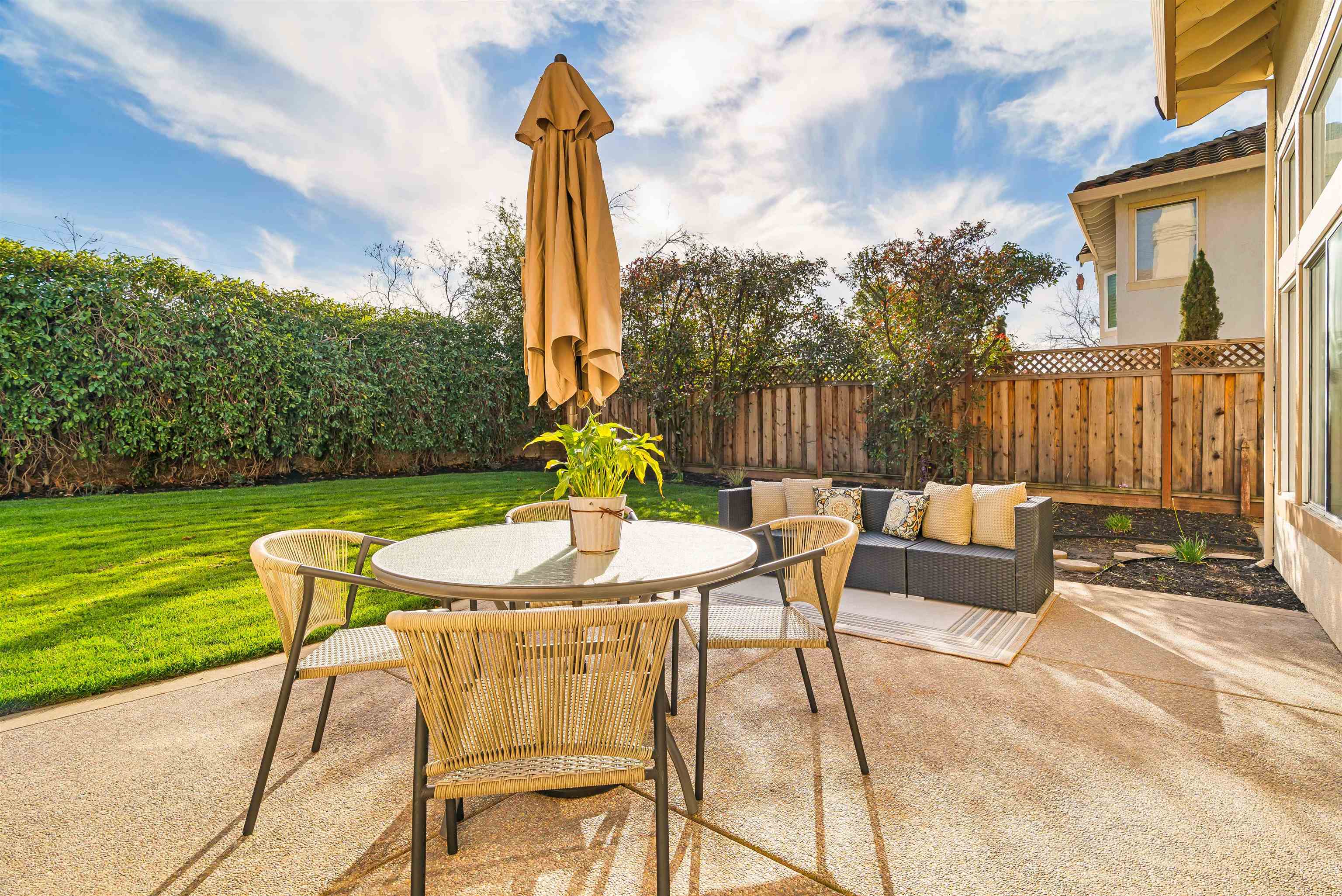 Detail Gallery Image 54 of 60 For 807 Placenza St, Livermore,  CA 94551 - 5 Beds | 3 Baths