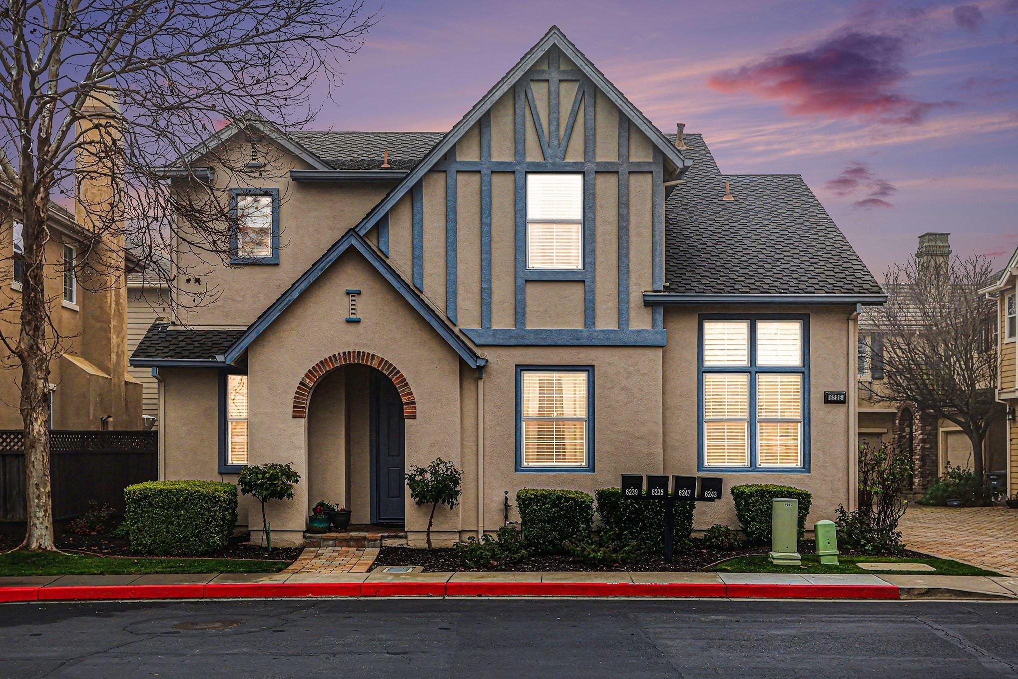 Front Image Thumbnail for EB41121846