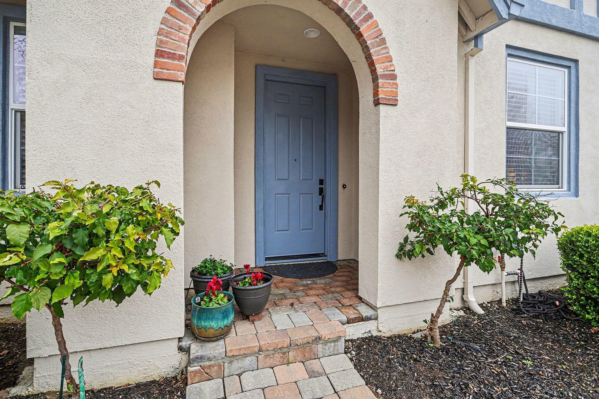 Detail Gallery Image 5 of 32 For 6235 Newhaven Ln, Vallejo,  CA 94591 - 3 Beds | 2/1 Baths