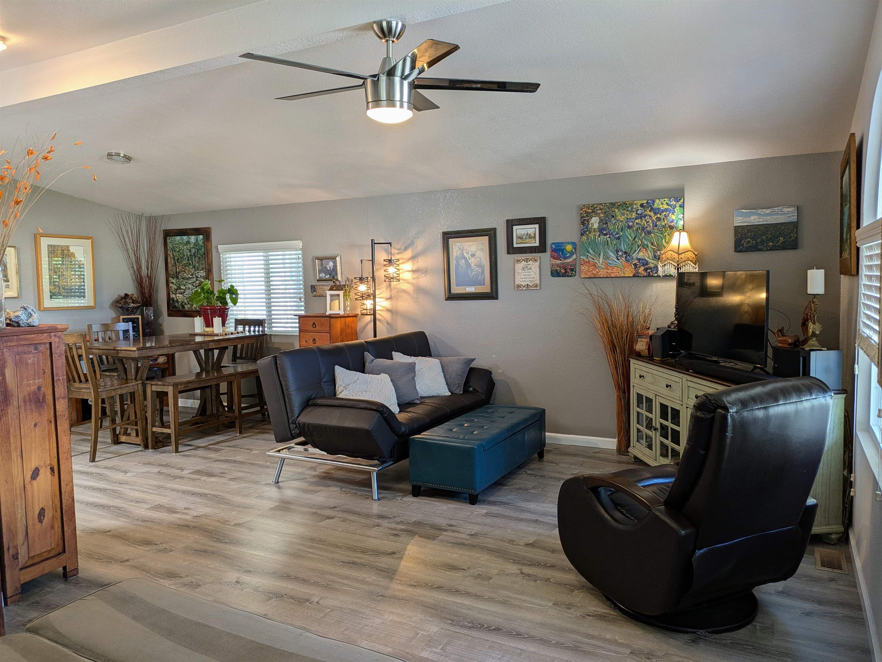 Detail Gallery Image 5 of 37 For 3231 Vineyard #33 #33,  Pleasanton,  CA 94566 - 2 Beds | 2 Baths