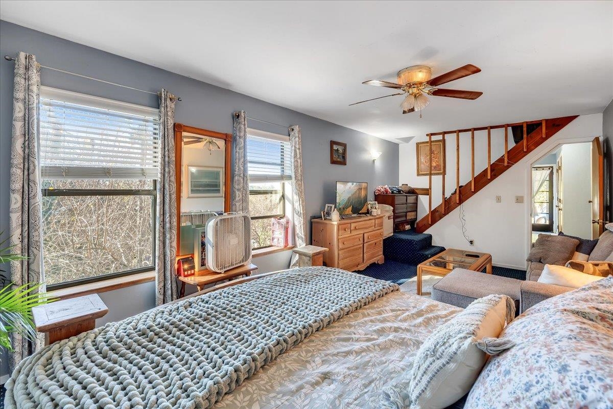 Detail Gallery Image 15 of 49 For 20550 Ponderosa Way, Tuolumne,  CA 95379 - 5 Beds | 3 Baths