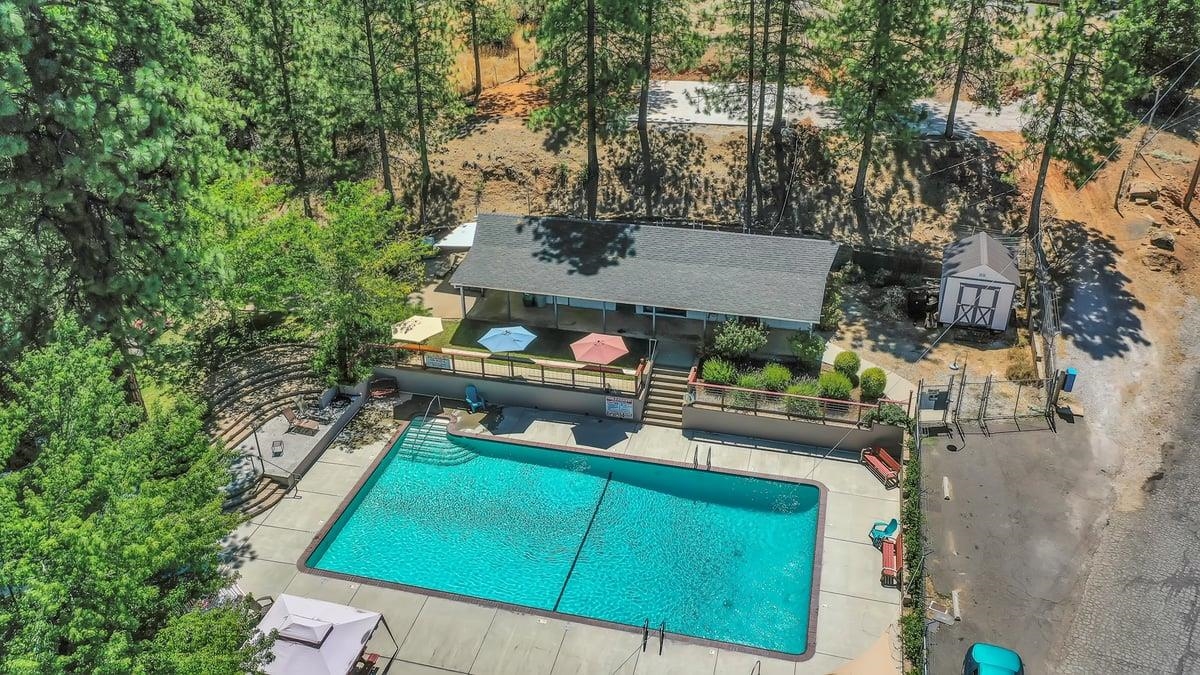 Detail Gallery Image 49 of 49 For 20550 Ponderosa Way, Tuolumne,  CA 95379 - 5 Beds | 3 Baths