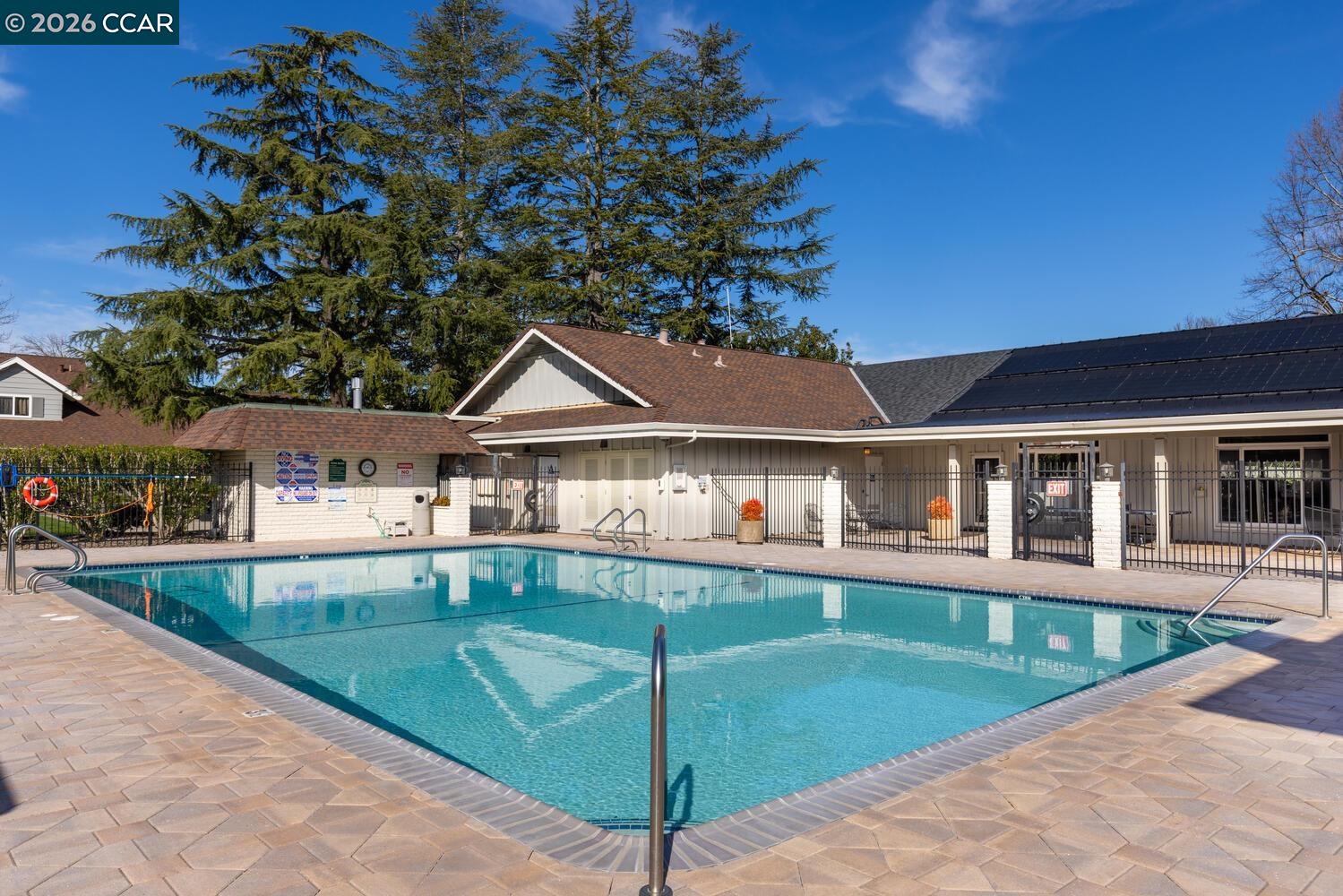 Detail Gallery Image 31 of 51 For 183 Miramonte Dr, Moraga,  CA 94556 - 3 Beds | 3 Baths