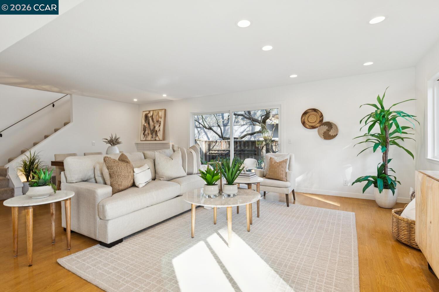 Photo #5: 41121850 Listing: Photo #5