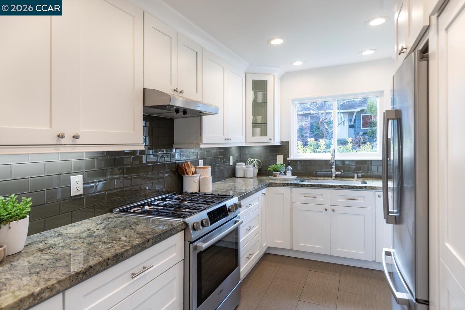 Photo #8: 41121850 Listing: Photo #8