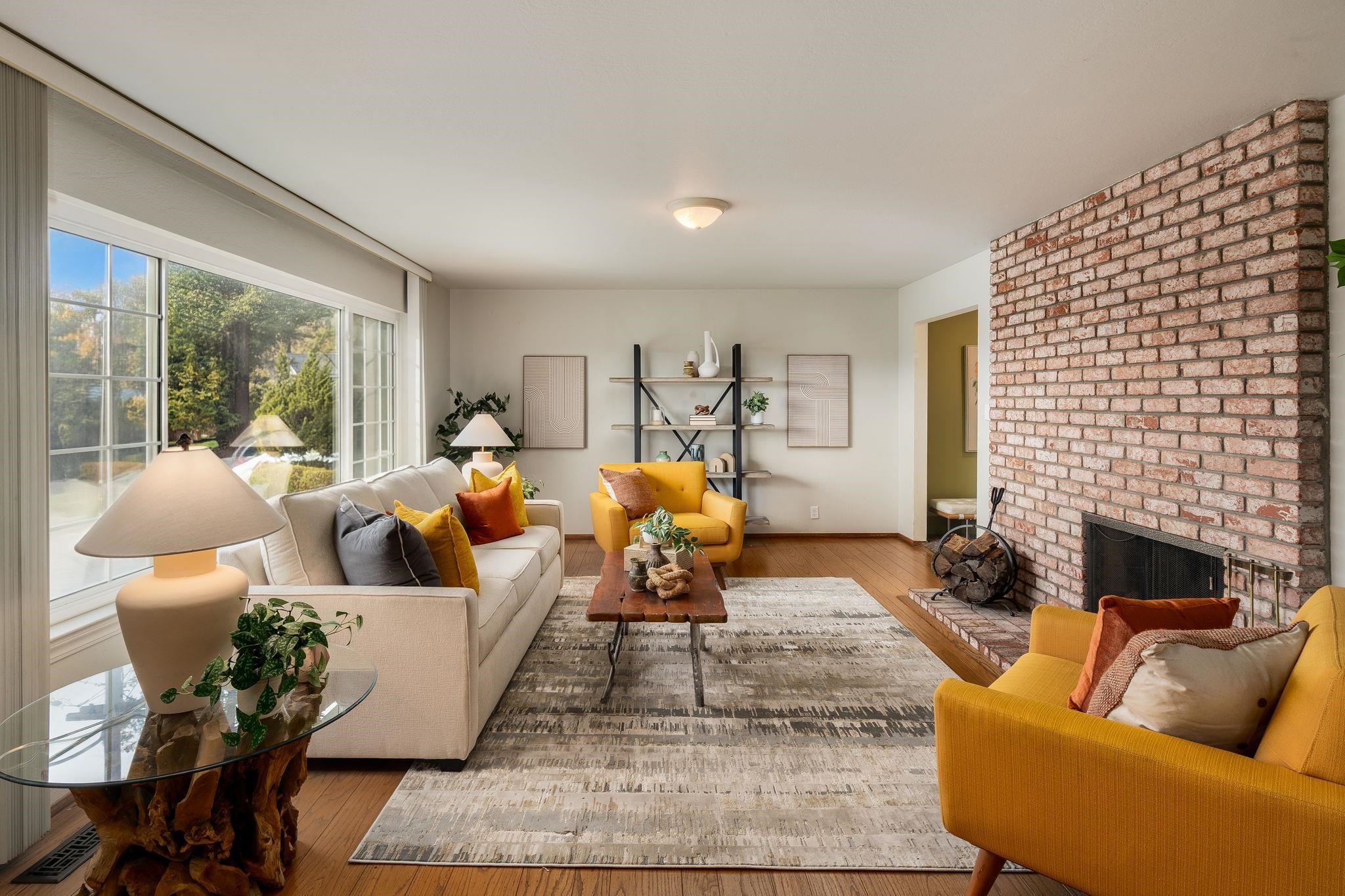 Detail Gallery Image 2 of 29 For 20 Marvin Court, Oakland,  CA 94605 - 4 Beds | 2/1 Baths