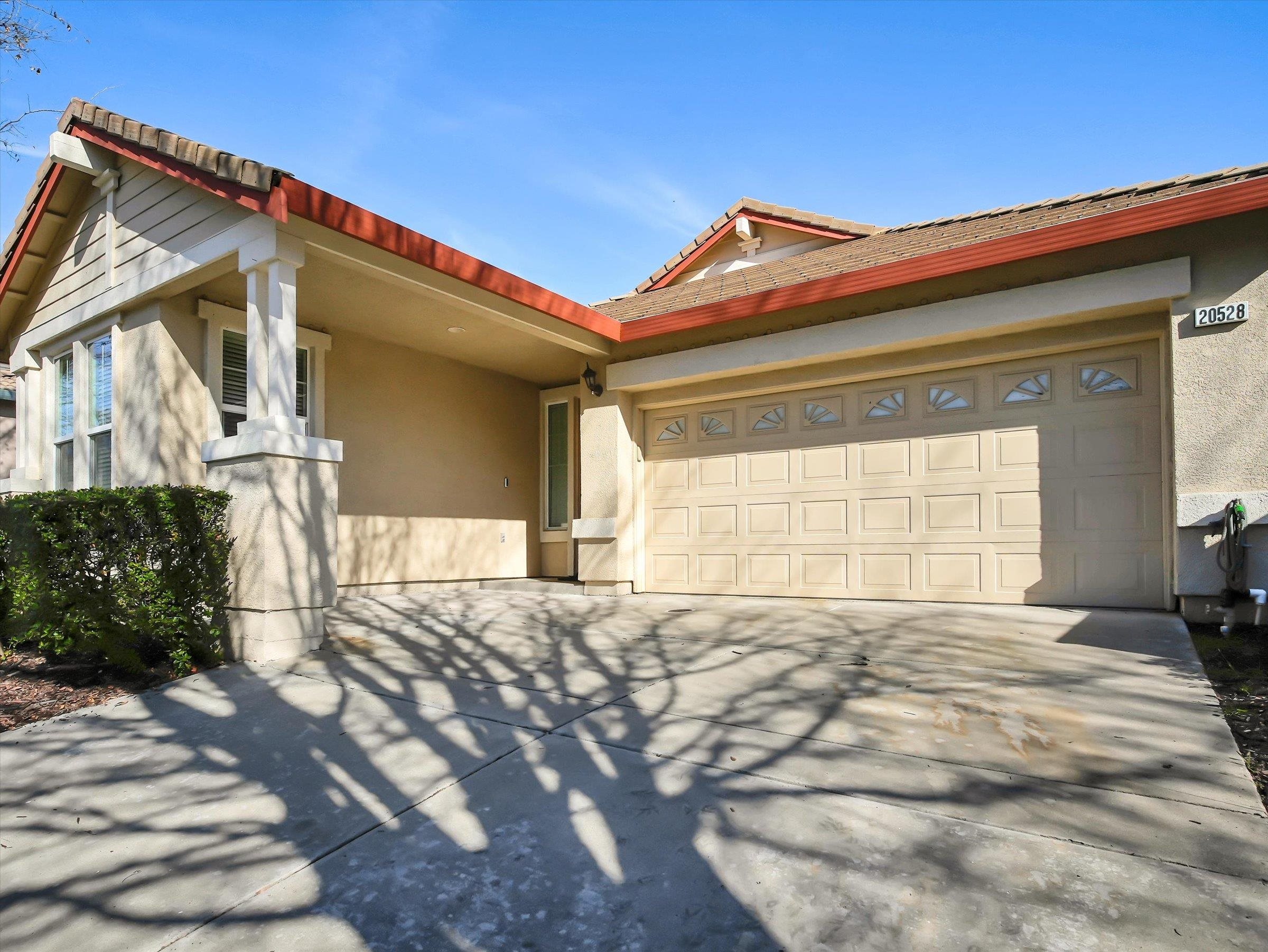 Detail Gallery Image 3 of 49 For 20528 Sarazen Ln, Patterson,  CA 95363 - 3 Beds | 2 Baths