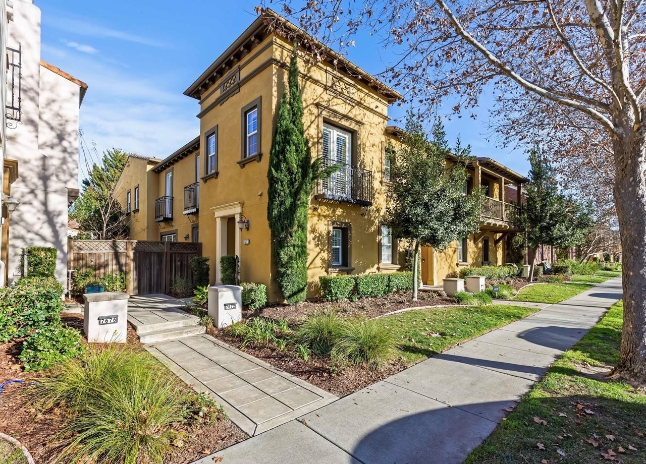 Photo #2: 41121855 Listing: Photo #2