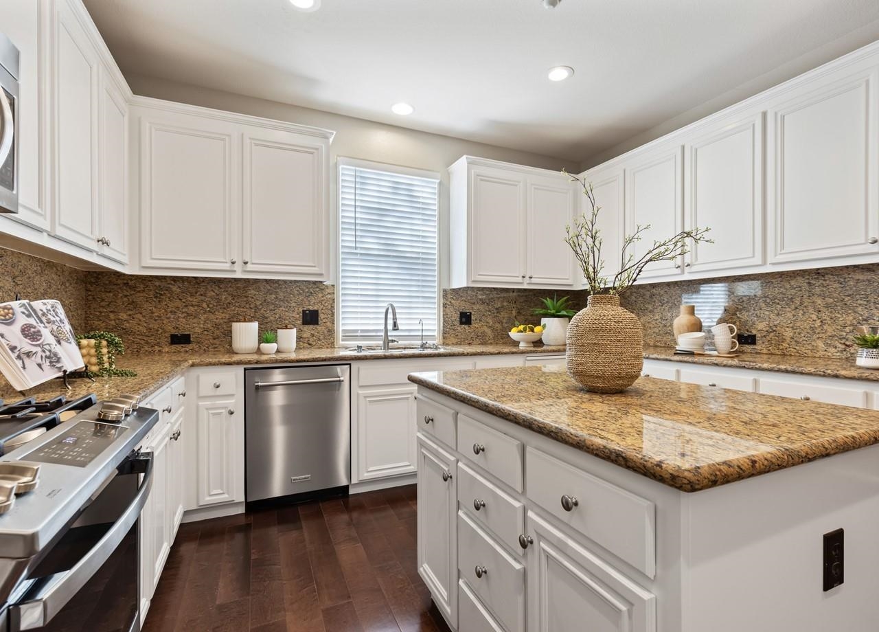 Photo #15: 41121855 Listing: Photo #15