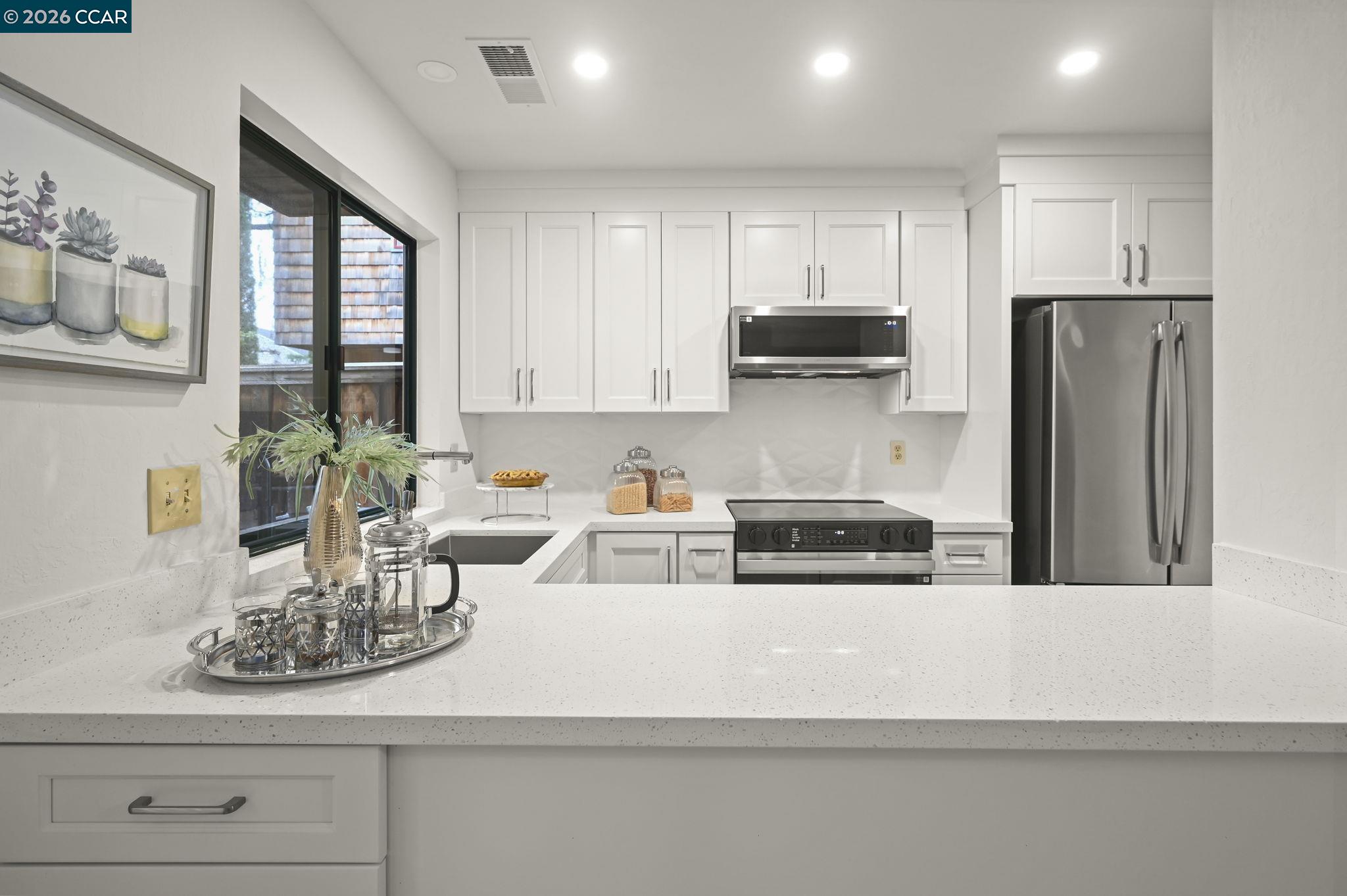 Photo #11: 41121858 Listing: Photo #11