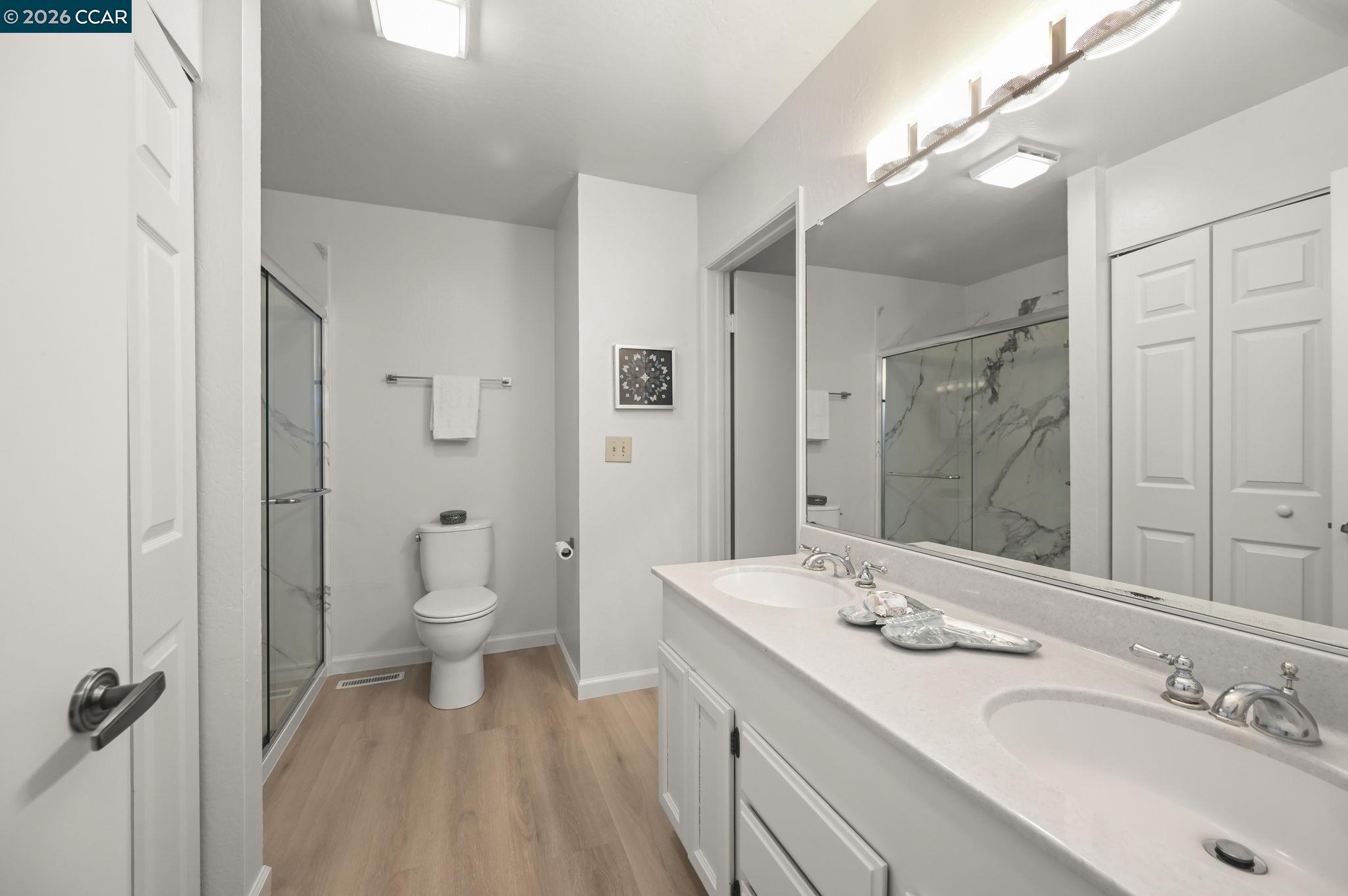 Photo #15: 41121858 Listing: Photo #15