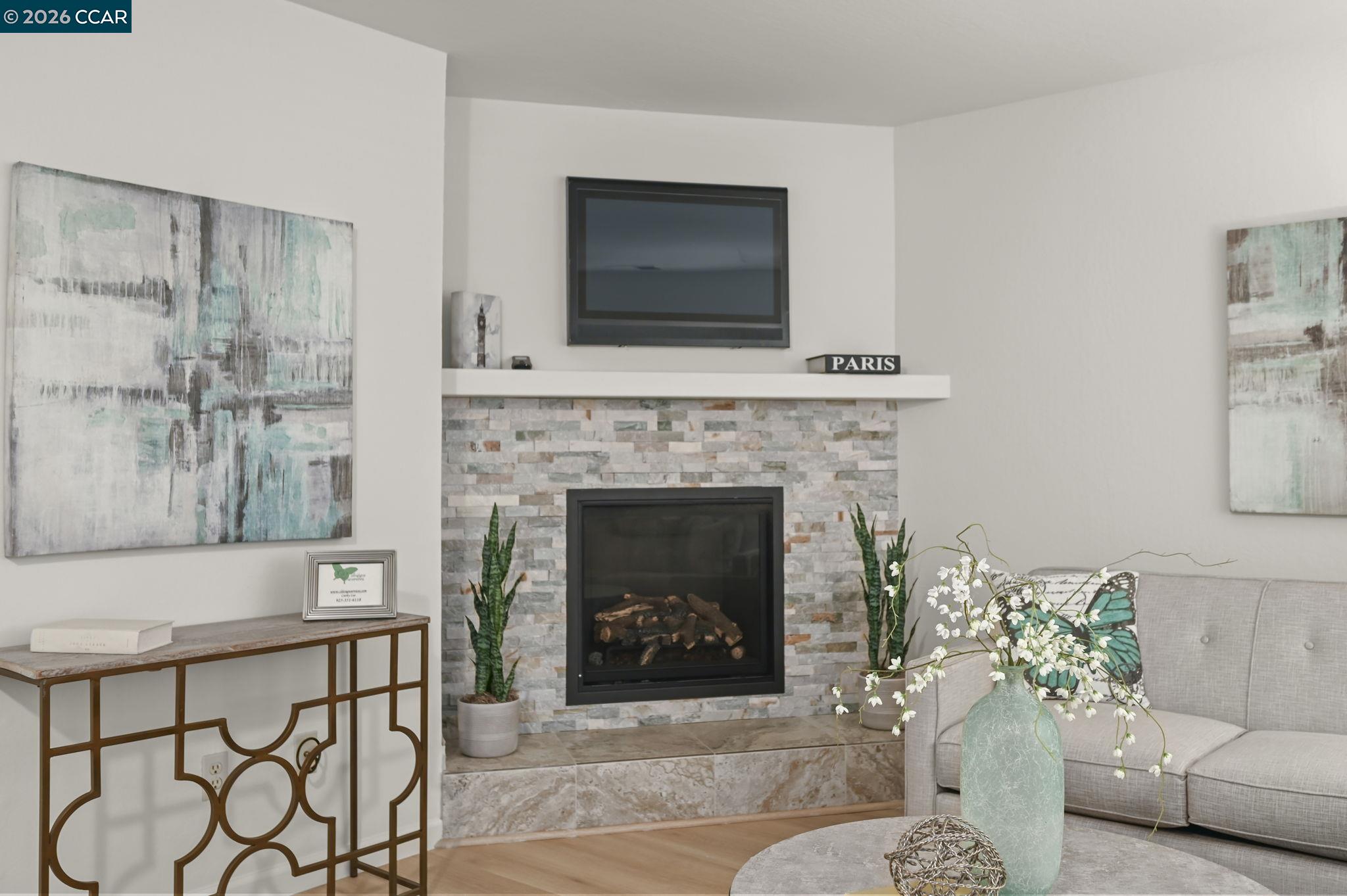 Photo #5: 41121858 Listing: Photo #5