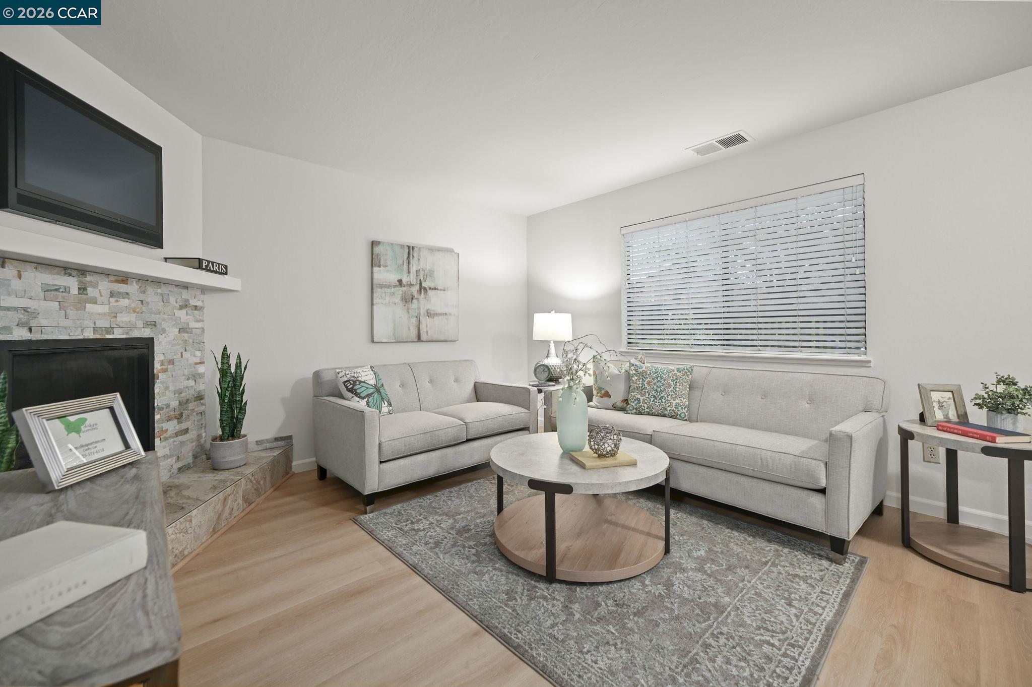 Photo #6: 41121858 Listing: Photo #6