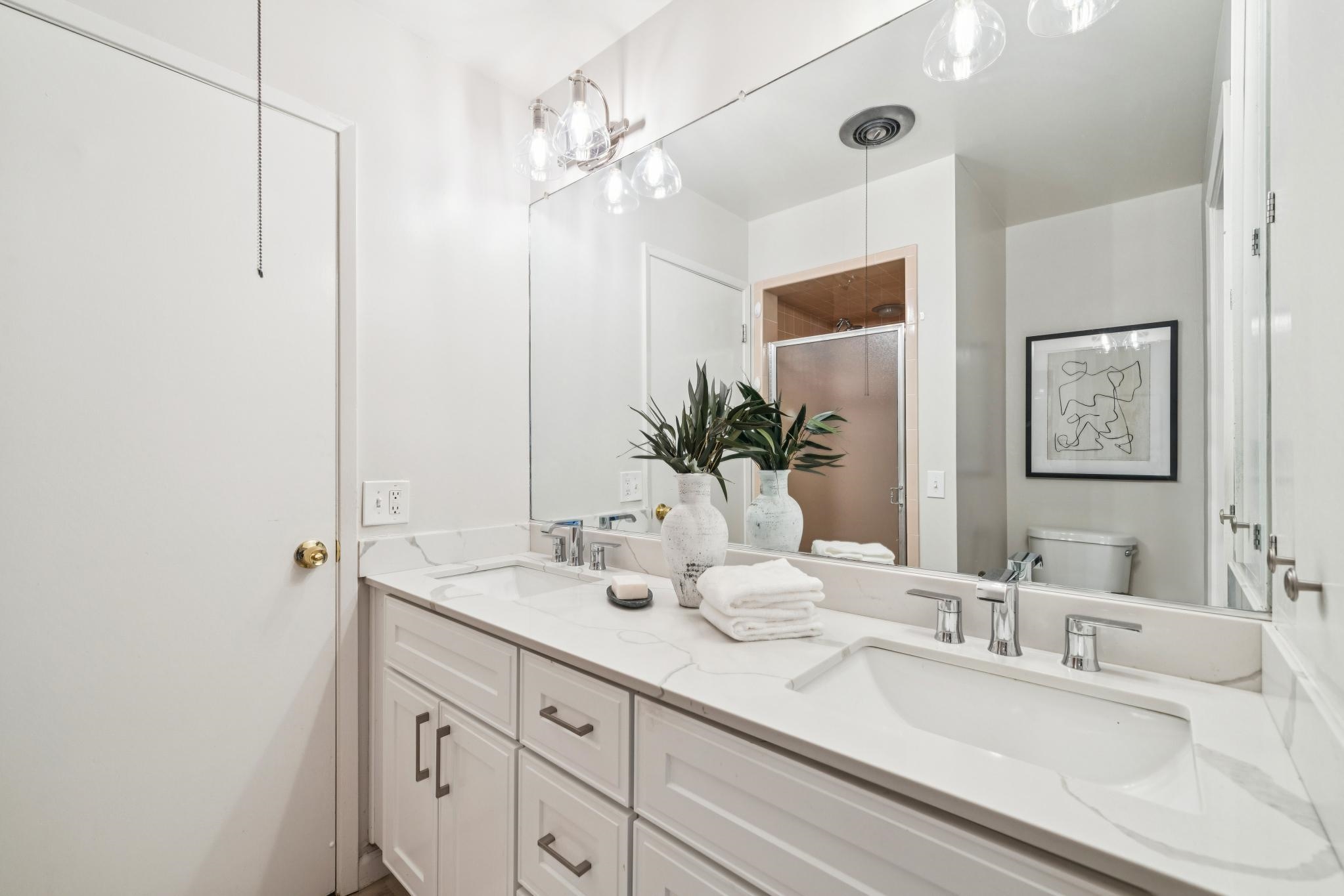 Detail Gallery Image 37 of 60 For 2835 Morley Dr, Oakland,  CA 94611 - 5 Beds | 3 Baths