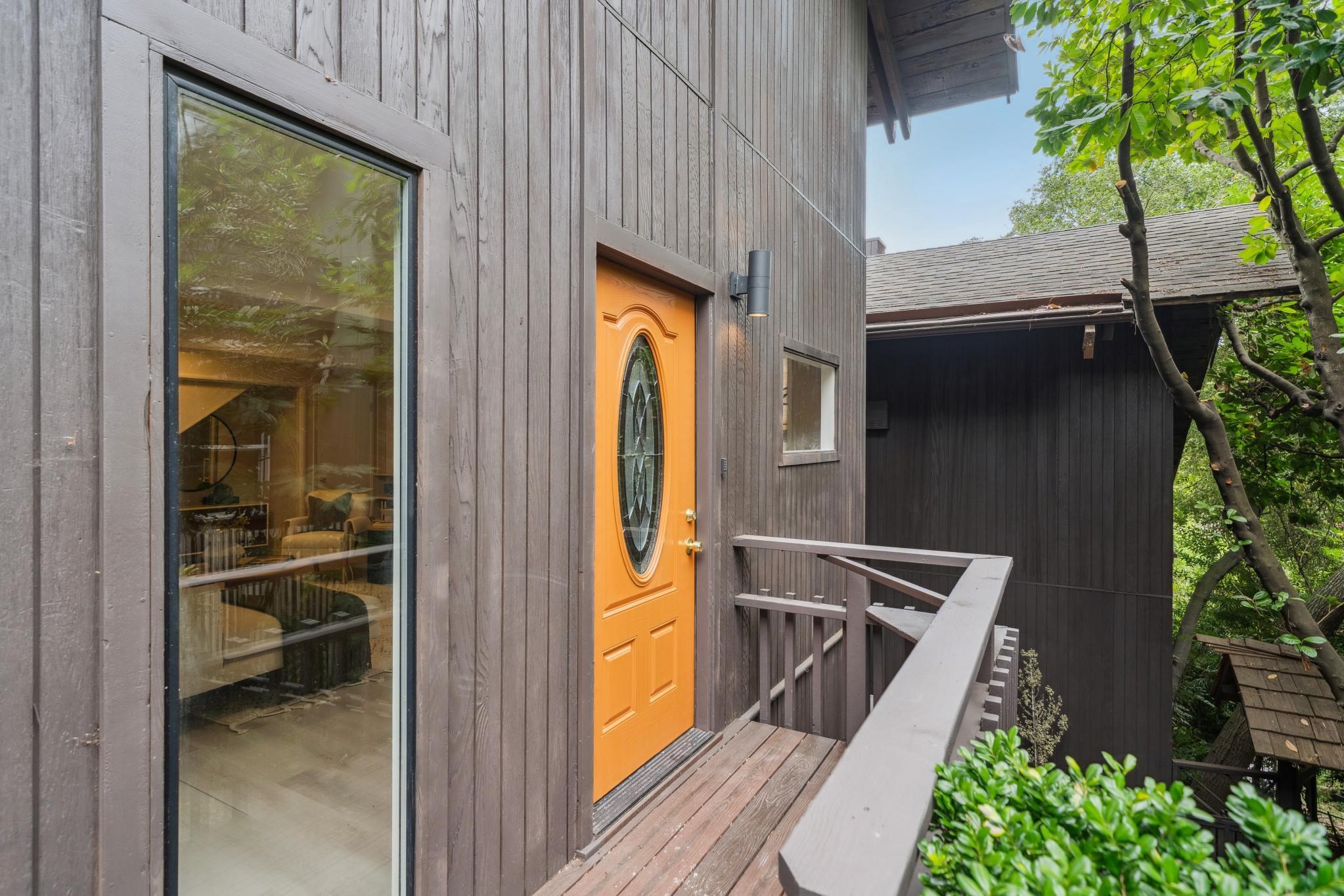 Detail Gallery Image 40 of 60 For 2835 Morley Dr, Oakland,  CA 94611 - 5 Beds | 3 Baths