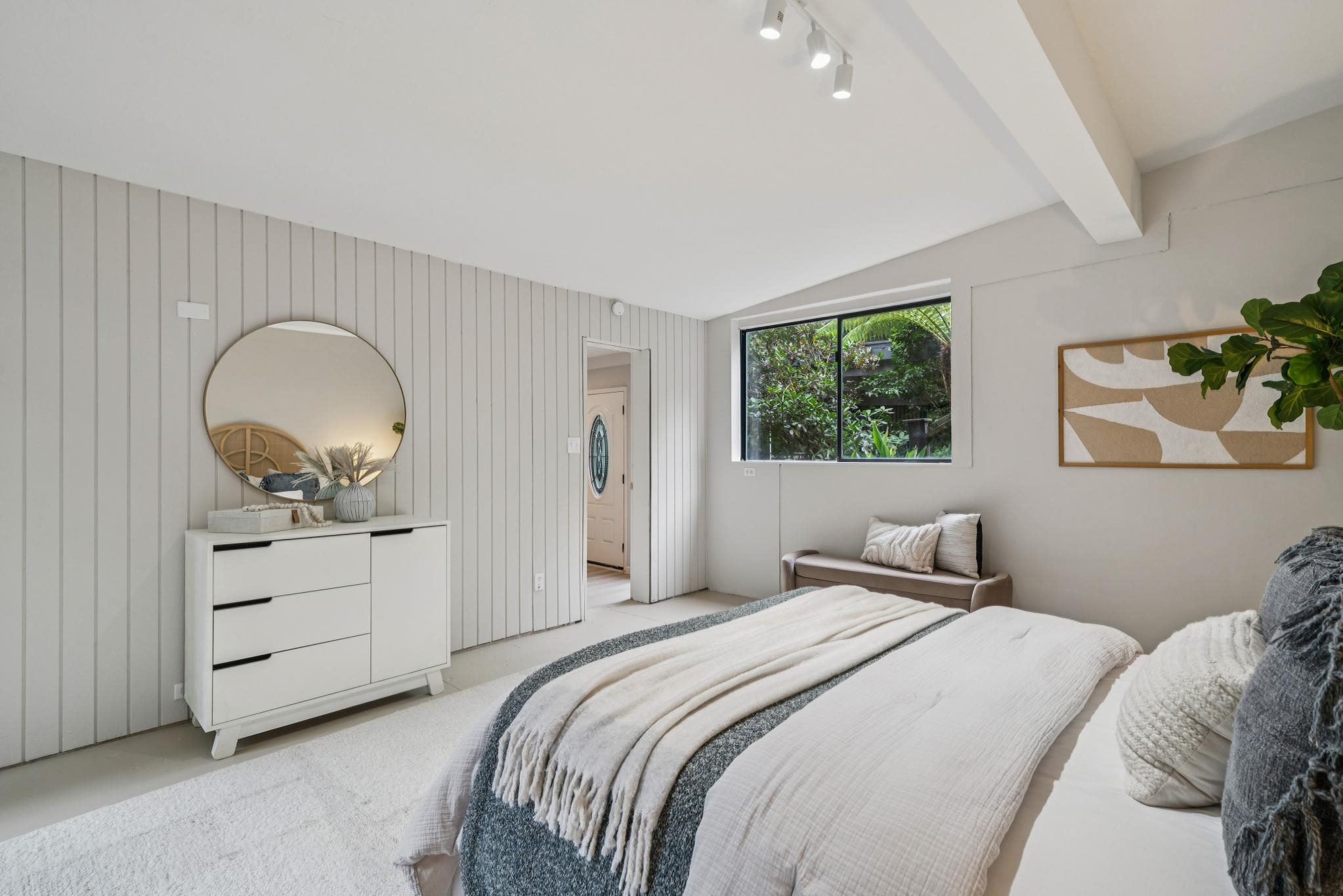 Detail Gallery Image 42 of 60 For 2835 Morley Dr, Oakland,  CA 94611 - 5 Beds | 3 Baths