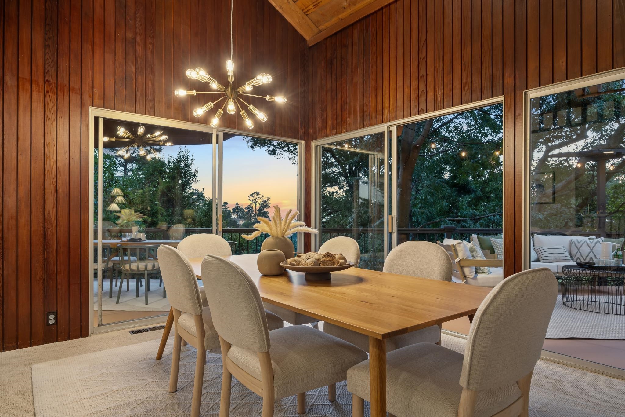 Detail Gallery Image 51 of 60 For 2835 Morley Dr, Oakland,  CA 94611 - 5 Beds | 3 Baths