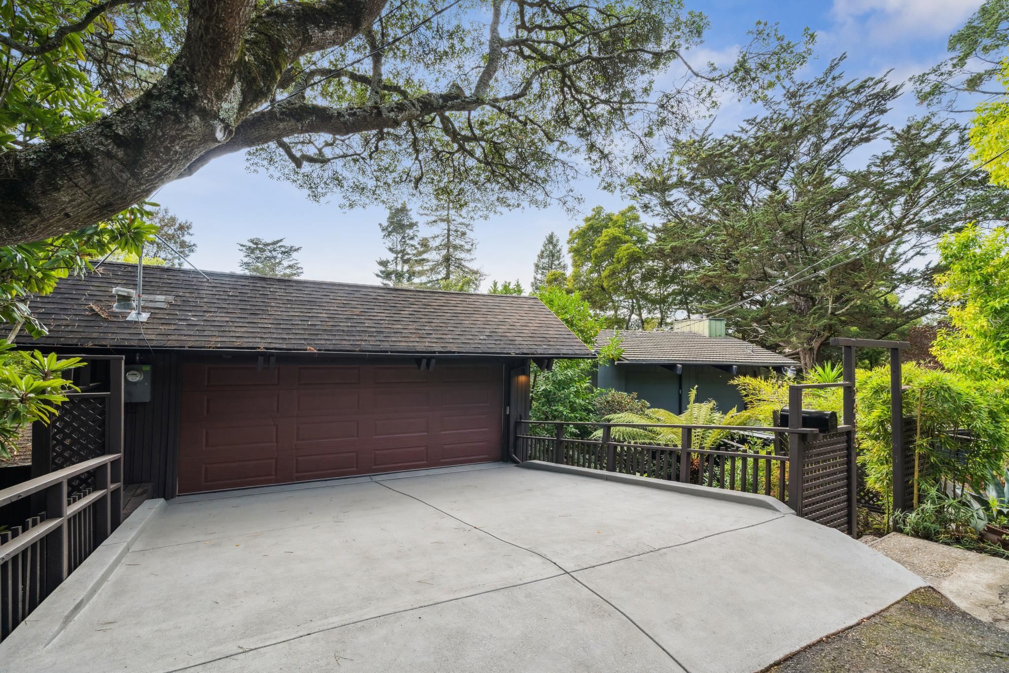 Detail Gallery Image 58 of 60 For 2835 Morley Dr, Oakland,  CA 94611 - 5 Beds | 3 Baths