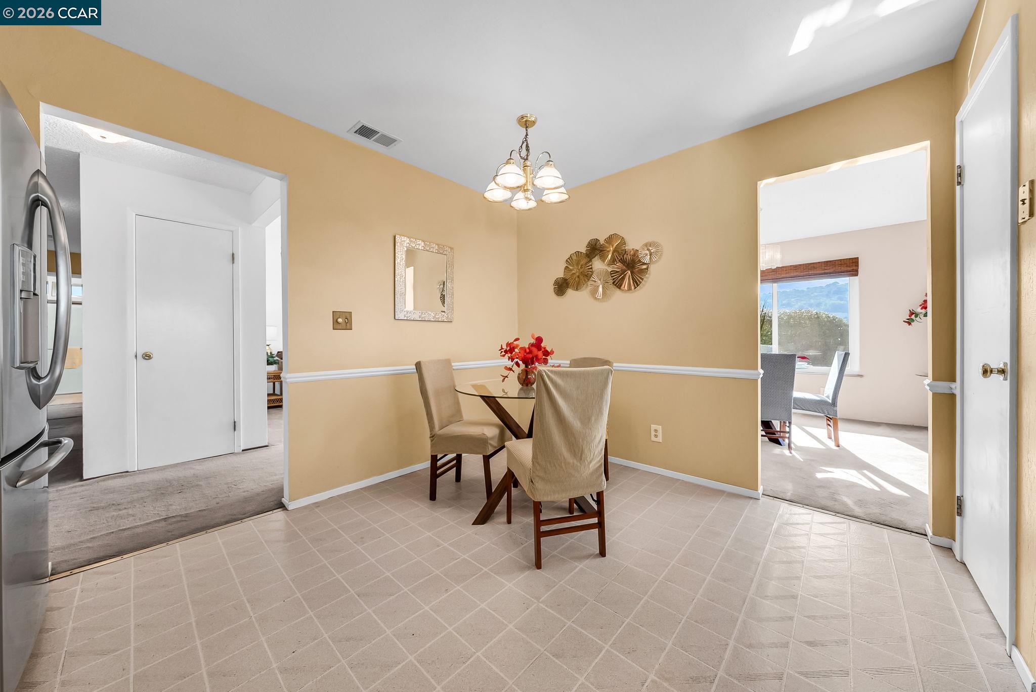 Detail Gallery Image 16 of 55 For 121 Fir Ct, Hercules,  CA 94547 - 3 Beds | 2 Baths