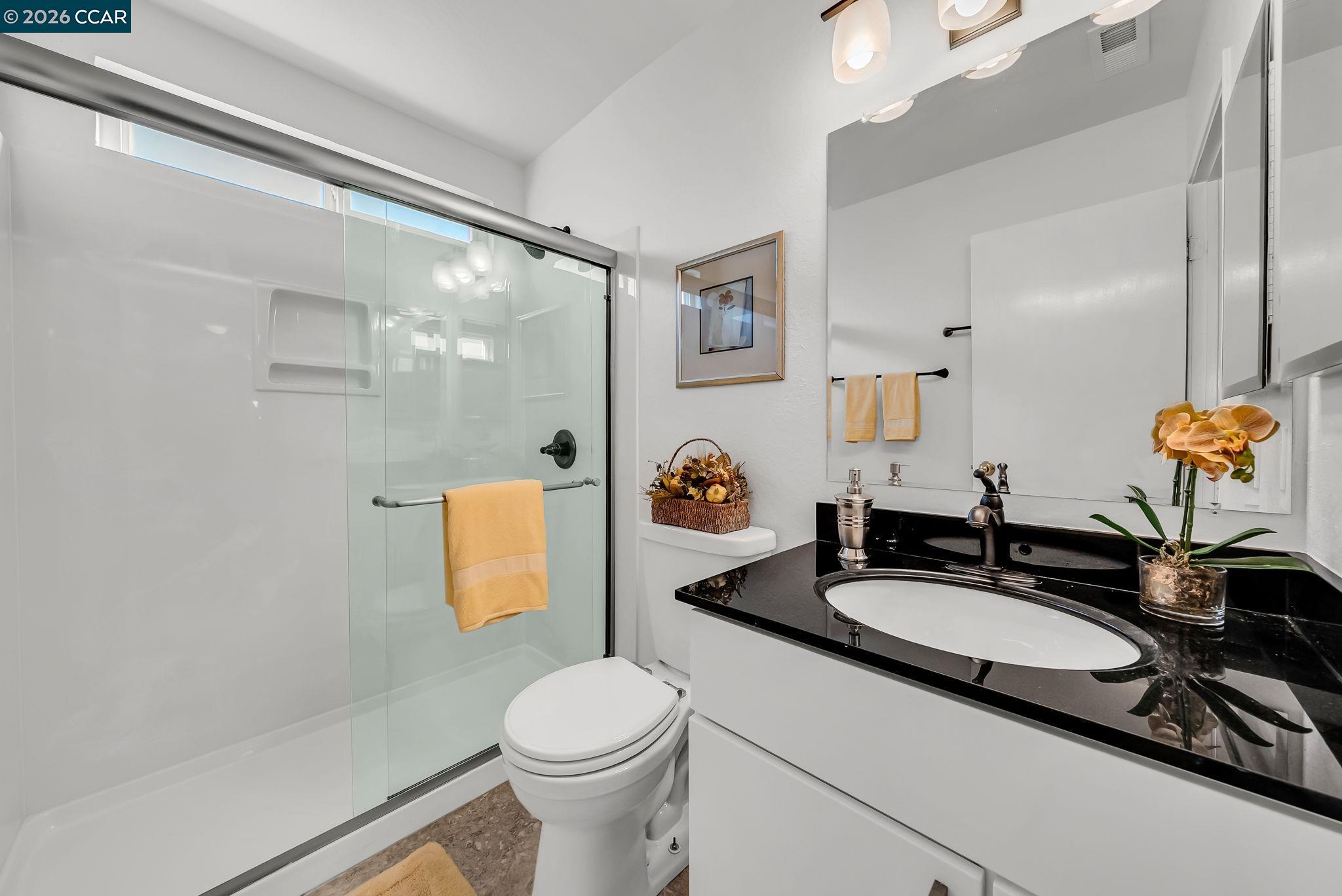 Detail Gallery Image 31 of 55 For 121 Fir Ct, Hercules,  CA 94547 - 3 Beds | 2 Baths