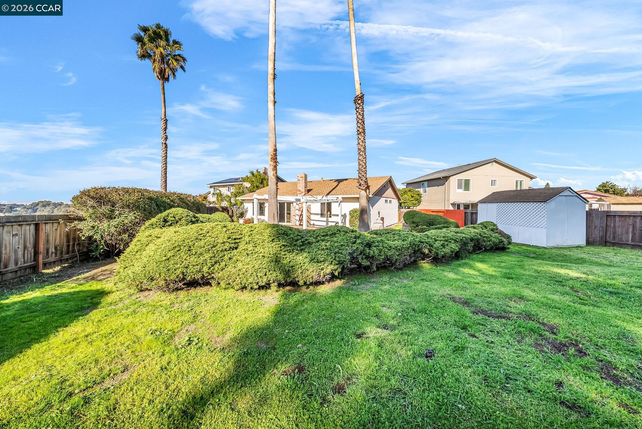 Detail Gallery Image 45 of 55 For 121 Fir Ct, Hercules,  CA 94547 - 3 Beds | 2 Baths