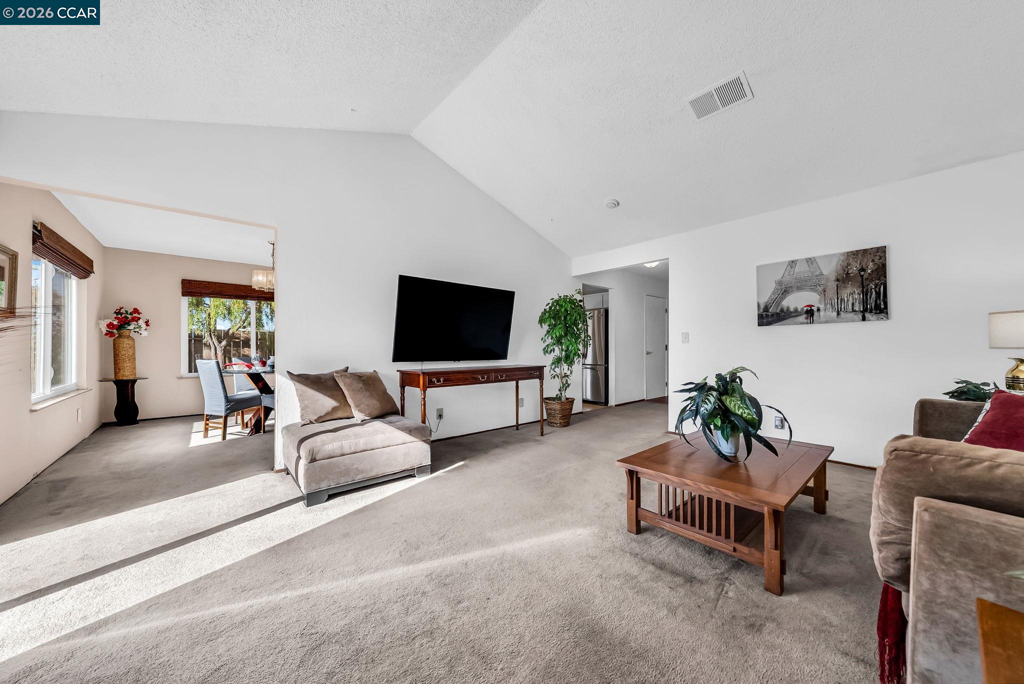 Detail Gallery Image 9 of 55 For 121 Fir Ct, Hercules,  CA 94547 - 3 Beds | 2 Baths