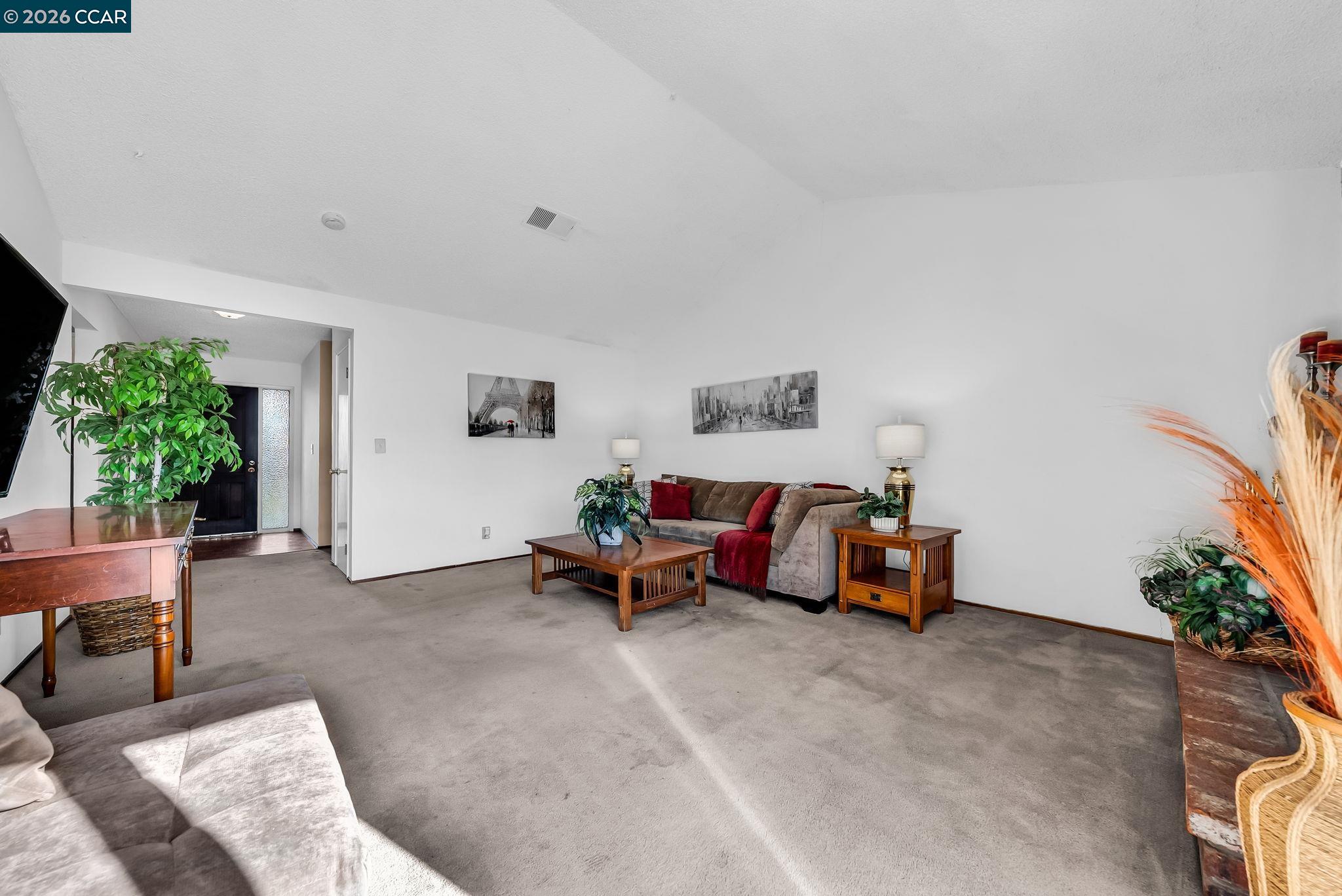 Detail Gallery Image 10 of 55 For 121 Fir Ct, Hercules,  CA 94547 - 3 Beds | 2 Baths