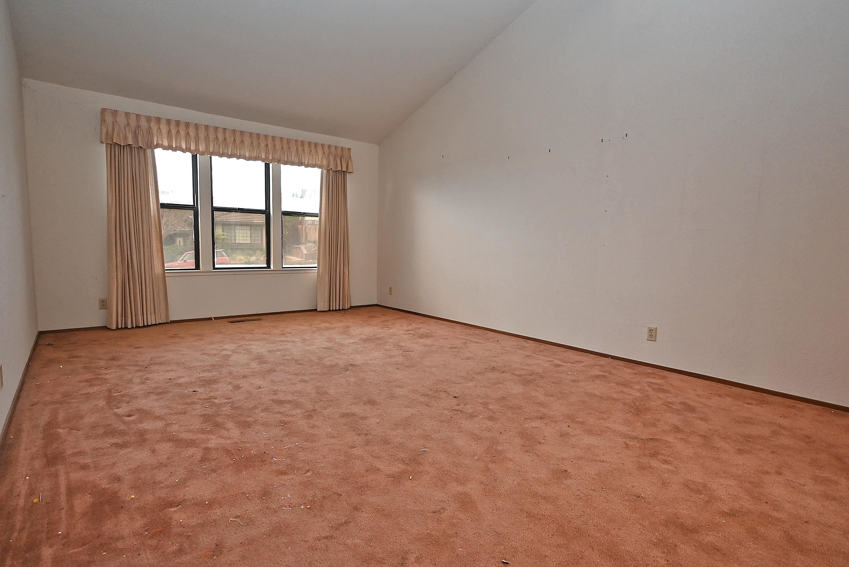 Detail Gallery Image 30 of 49 For 17764 Columbia Dr, Castro Valley,  CA 94552-1753 - 3 Beds | 2 Baths