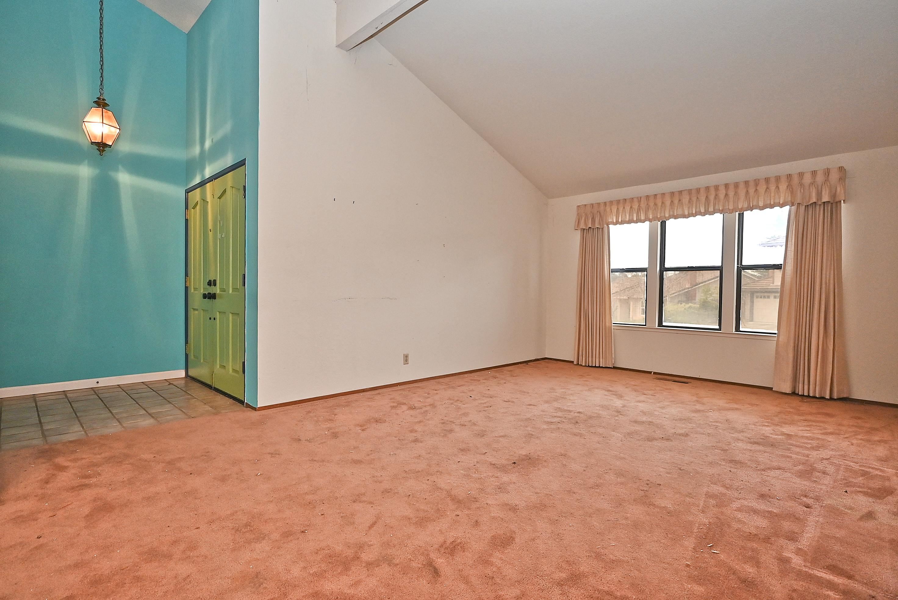 Detail Gallery Image 34 of 49 For 17764 Columbia Dr, Castro Valley,  CA 94552-1753 - 3 Beds | 2 Baths