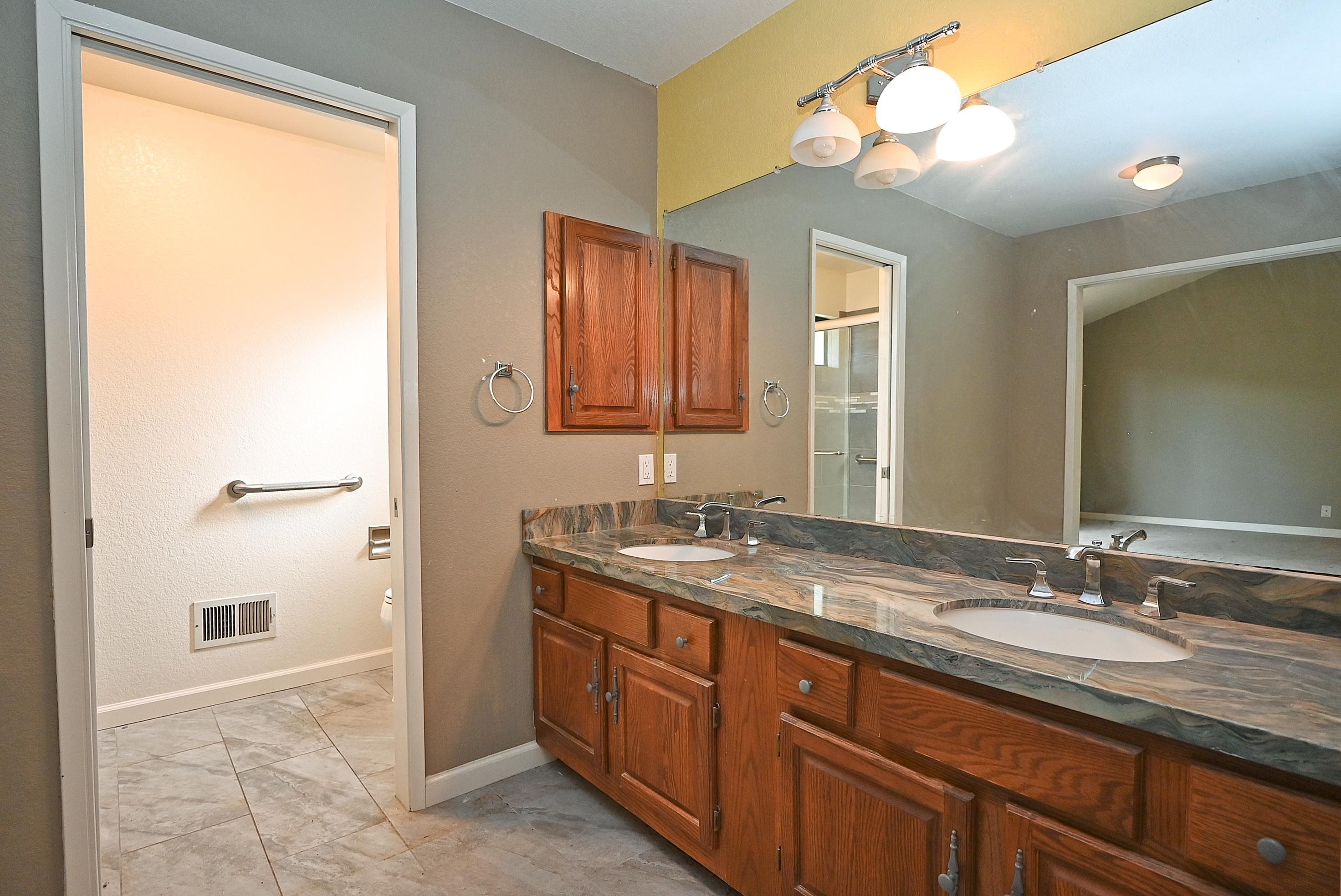 Detail Gallery Image 45 of 49 For 17764 Columbia Dr, Castro Valley,  CA 94552-1753 - 3 Beds | 2 Baths