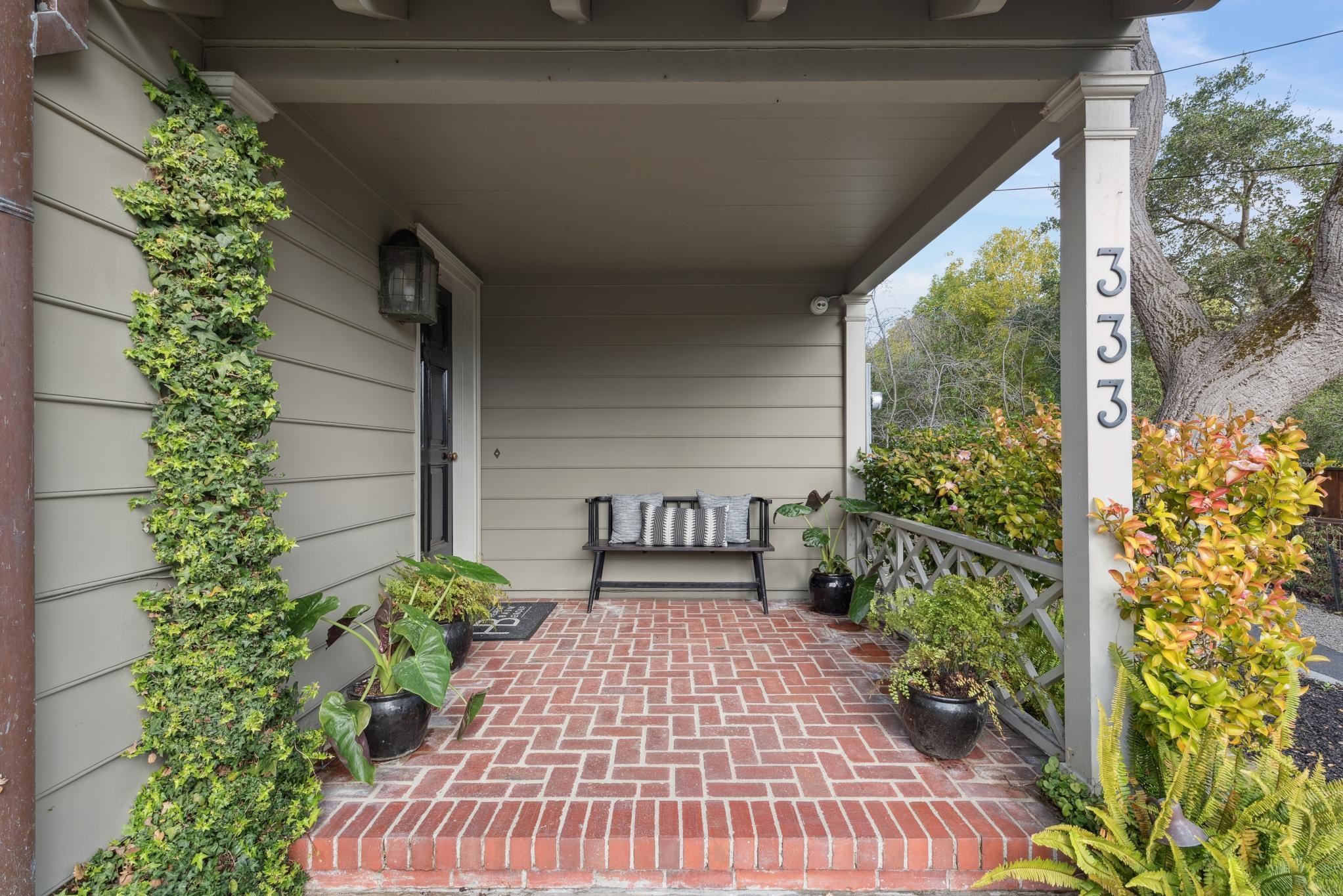 Detail Gallery Image 4 of 60 For 333 Hampton Road, Piedmont,  CA 94611 - 5 Beds | 4/1 Baths