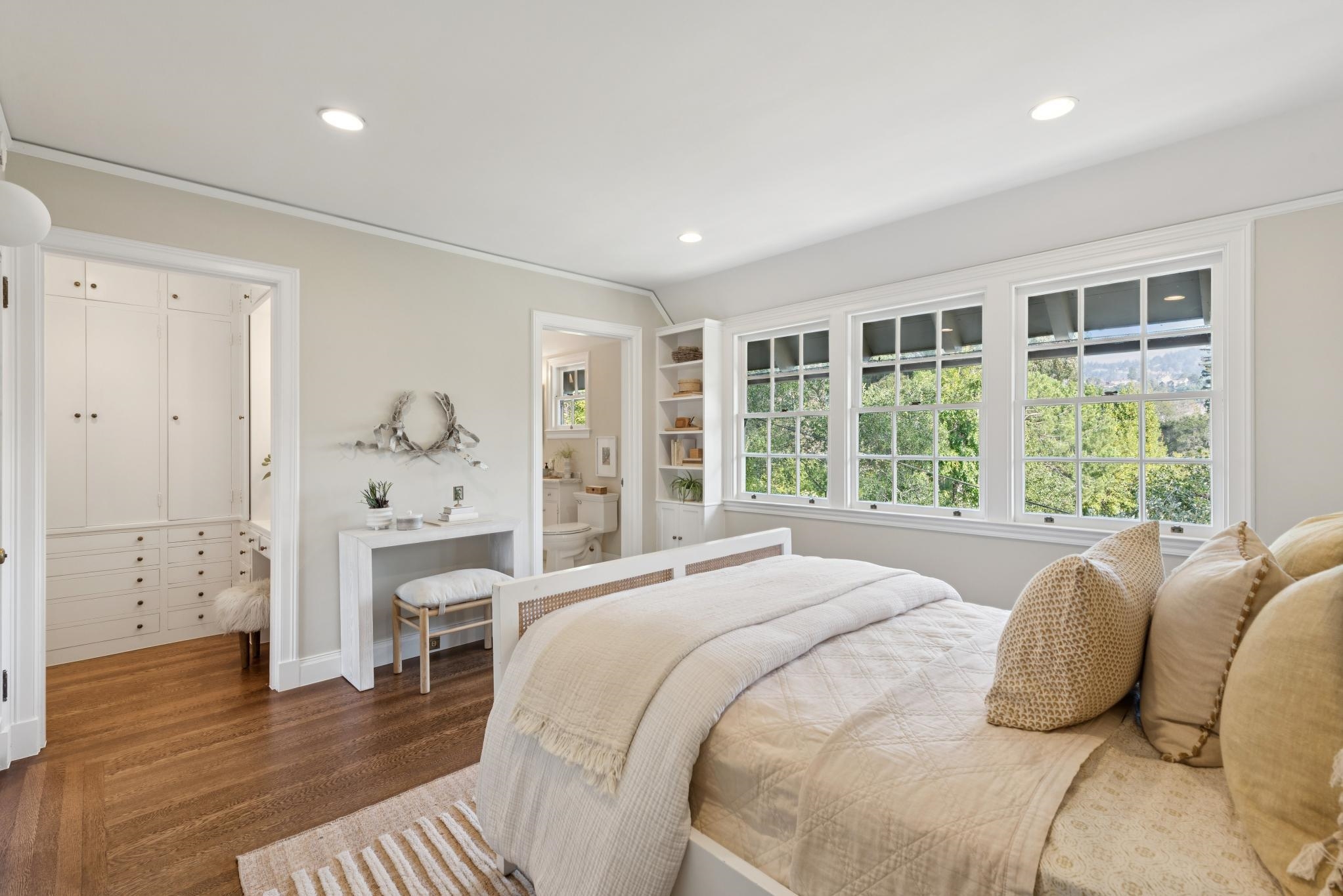 Detail Gallery Image 37 of 60 For 333 Hampton Road, Piedmont,  CA 94611 - 5 Beds | 4/1 Baths