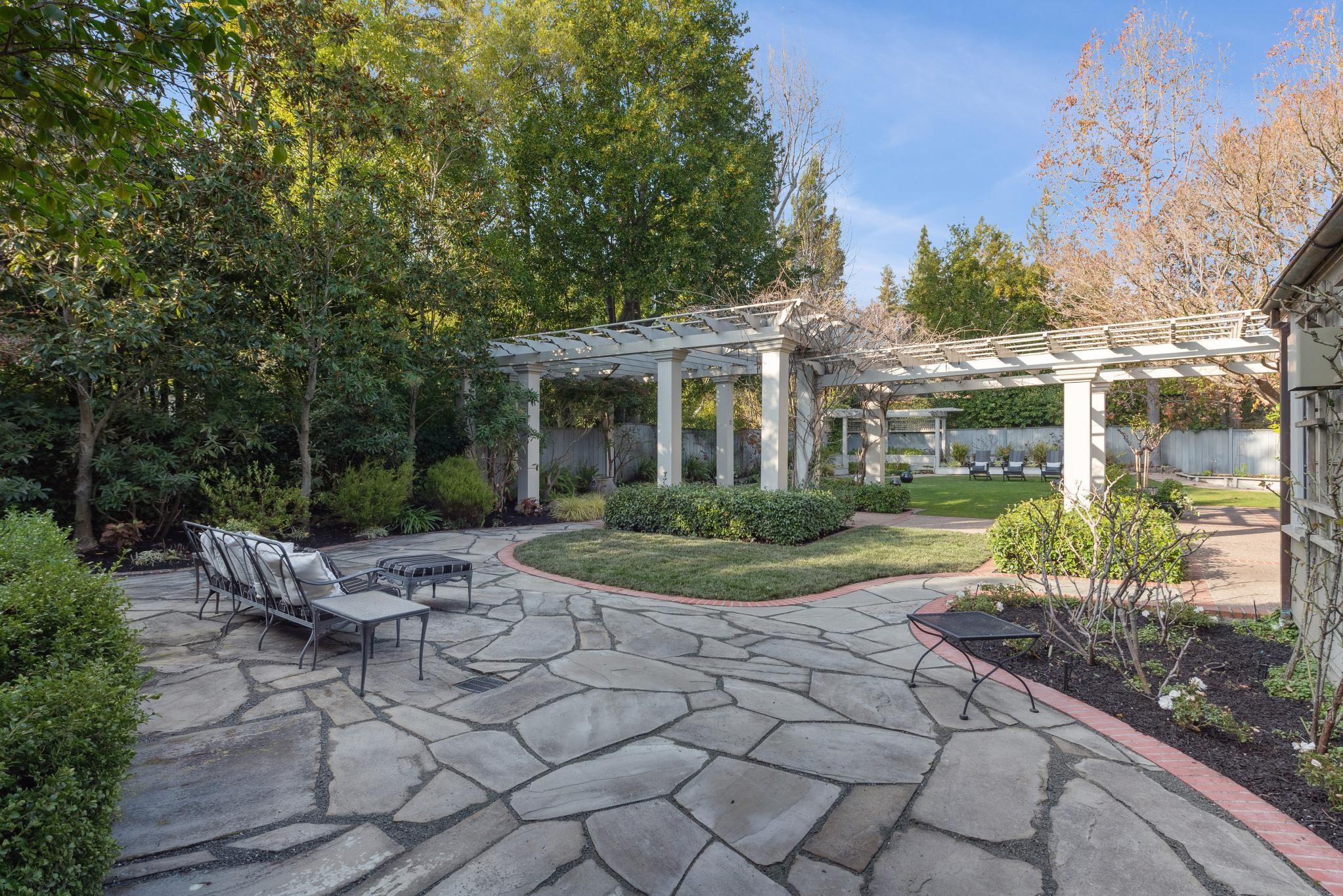 Detail Gallery Image 51 of 60 For 333 Hampton Road, Piedmont,  CA 94611 - 5 Beds | 4/1 Baths