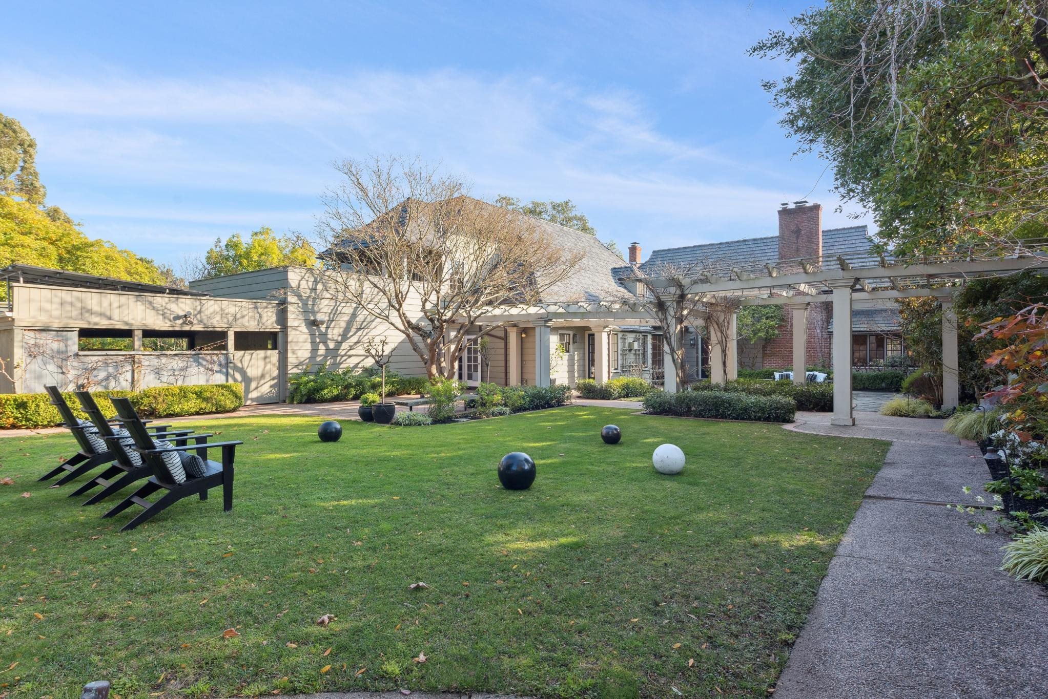 Detail Gallery Image 55 of 60 For 333 Hampton Road, Piedmont,  CA 94611 - 5 Beds | 4/1 Baths