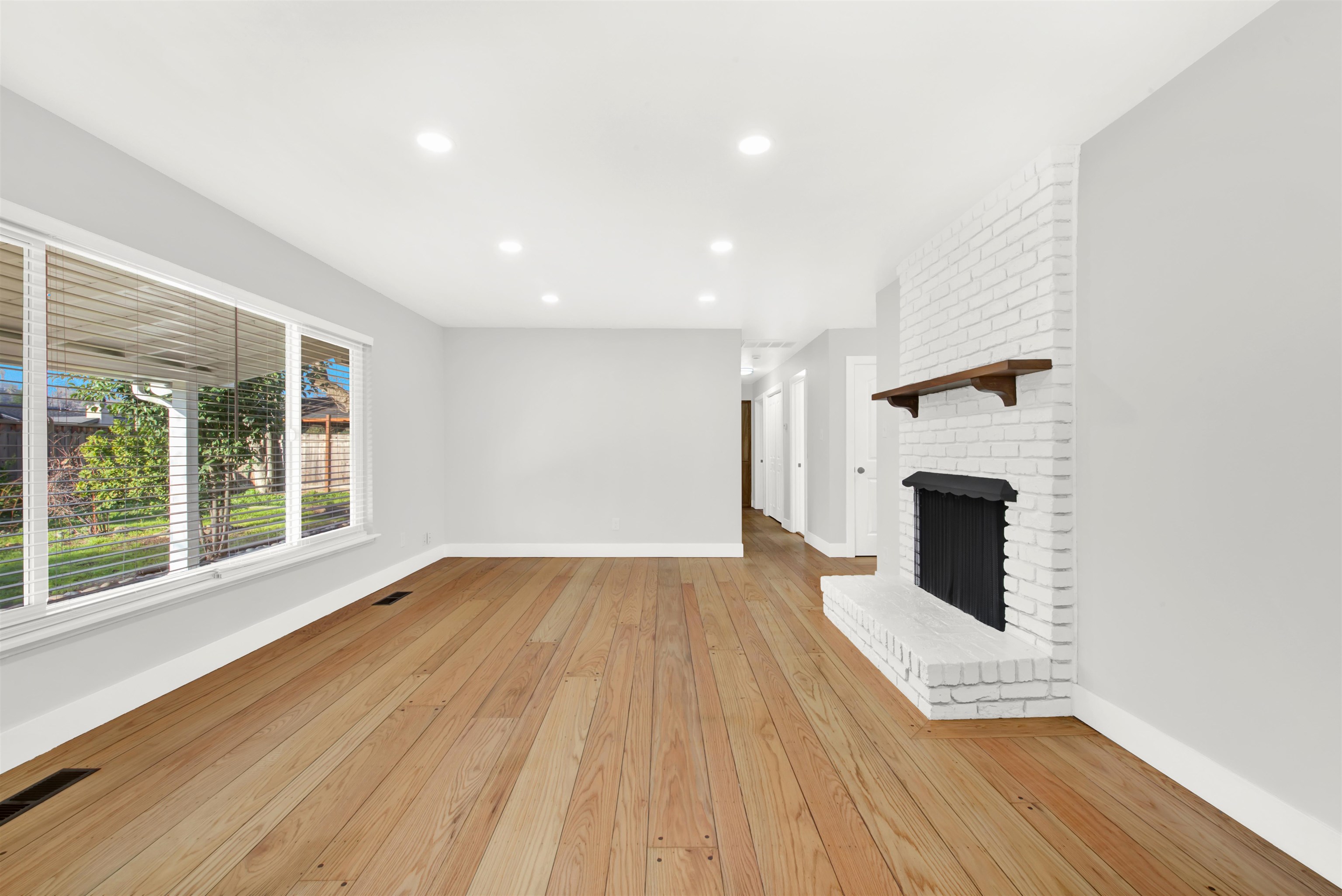 Detail Gallery Image 12 of 36 For 3690 Cowell Rd, Concord,  CA 94518 - 3 Beds | 2 Baths