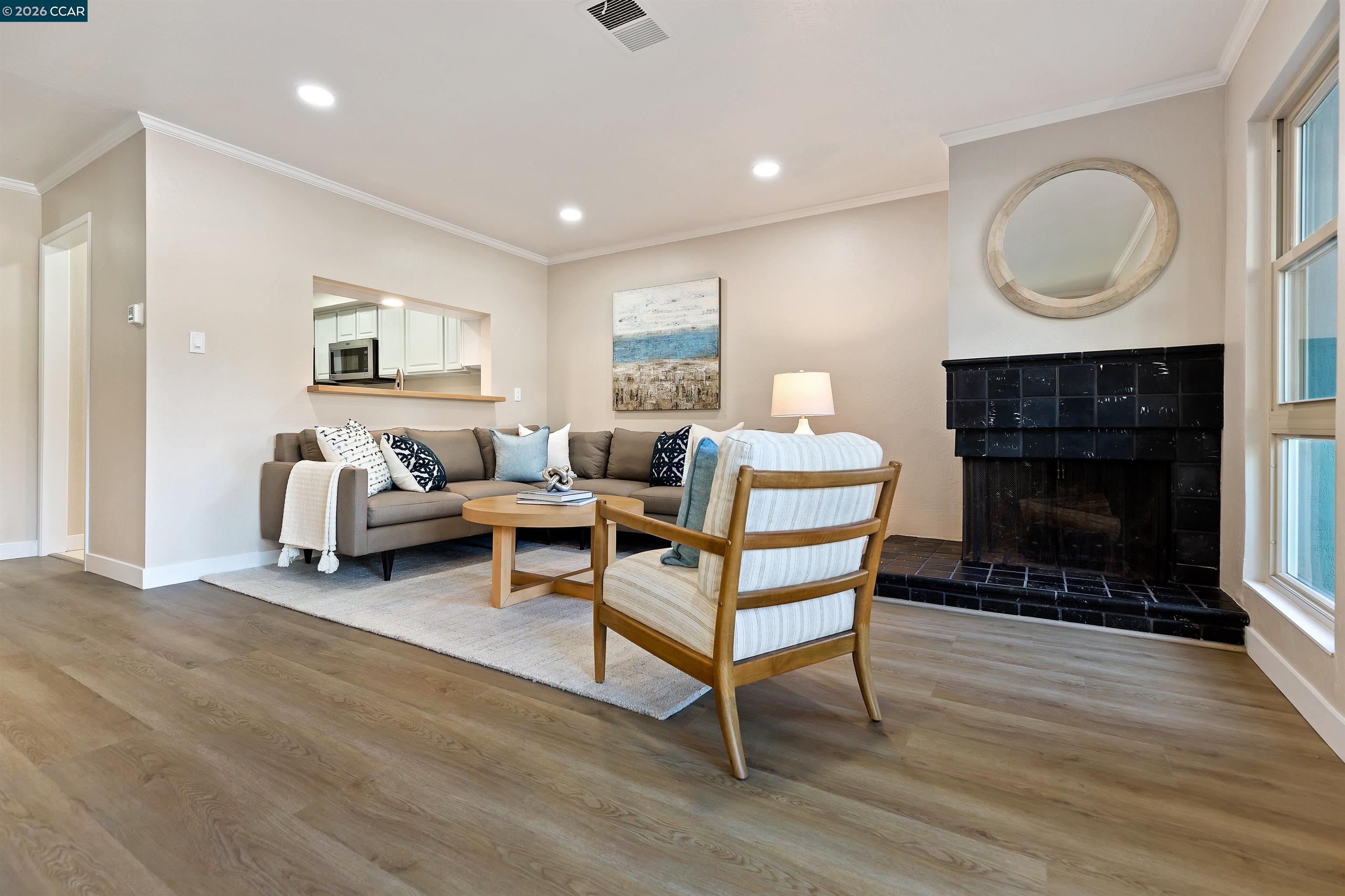 Photo #6: 41121869 Listing: Photo #6