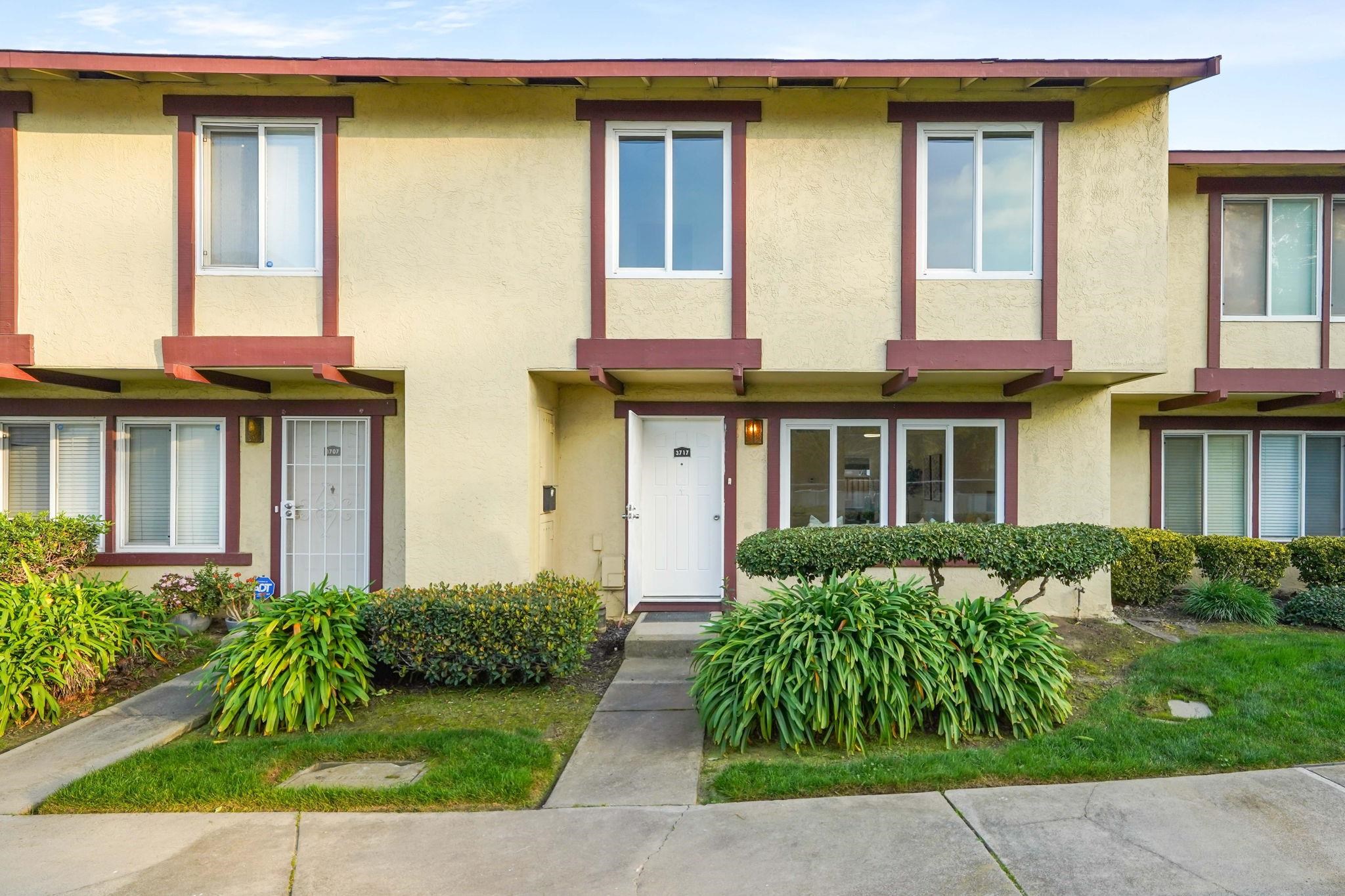 Detail Gallery Image 2 of 22 For 3717 Gainsborough Ter, Fremont,  CA 94555 - 4 Beds | 2/1 Baths