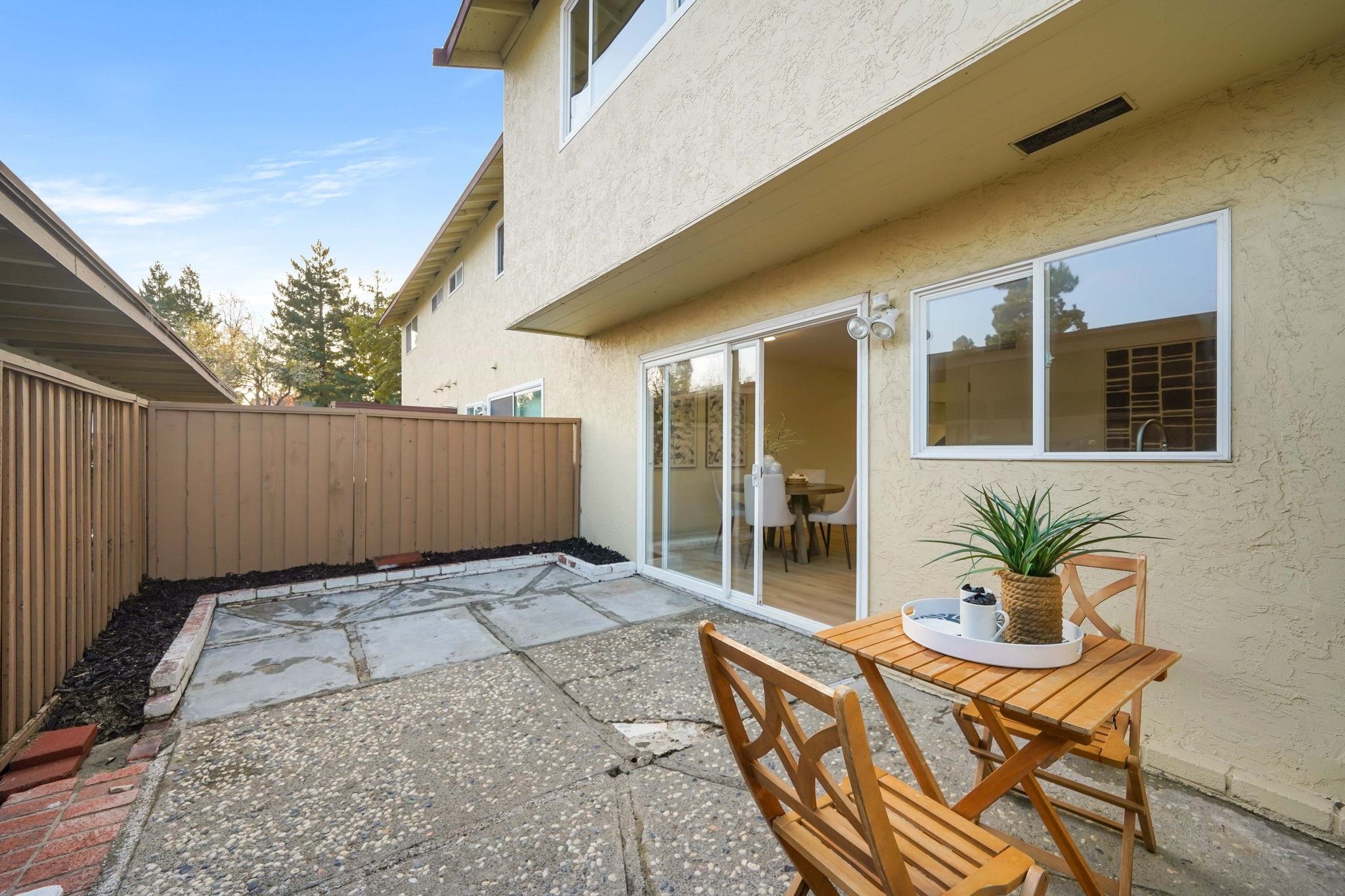 Detail Gallery Image 17 of 22 For 3717 Gainsborough Ter, Fremont,  CA 94555 - 4 Beds | 2/1 Baths