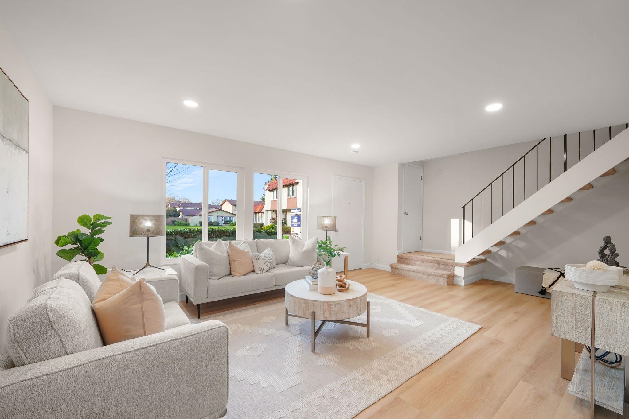 Detail Gallery Image 5 of 22 For 3717 Gainsborough Ter, Fremont,  CA 94555 - 4 Beds | 2/1 Baths