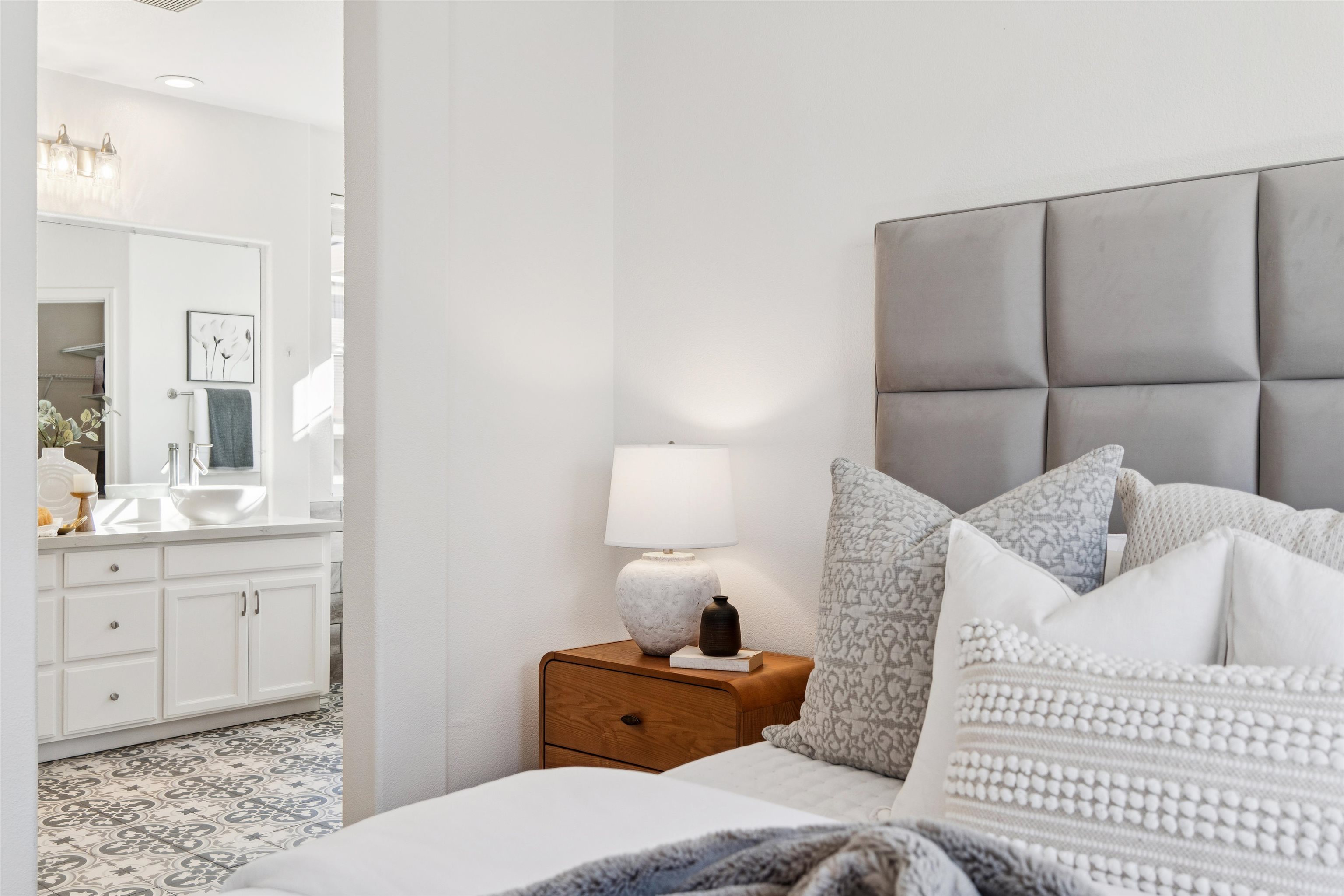 Detail Gallery Image 16 of 29 For 3989 Strafford Ct, Dublin,  CA 94568 - 3 Beds | 2/1 Baths